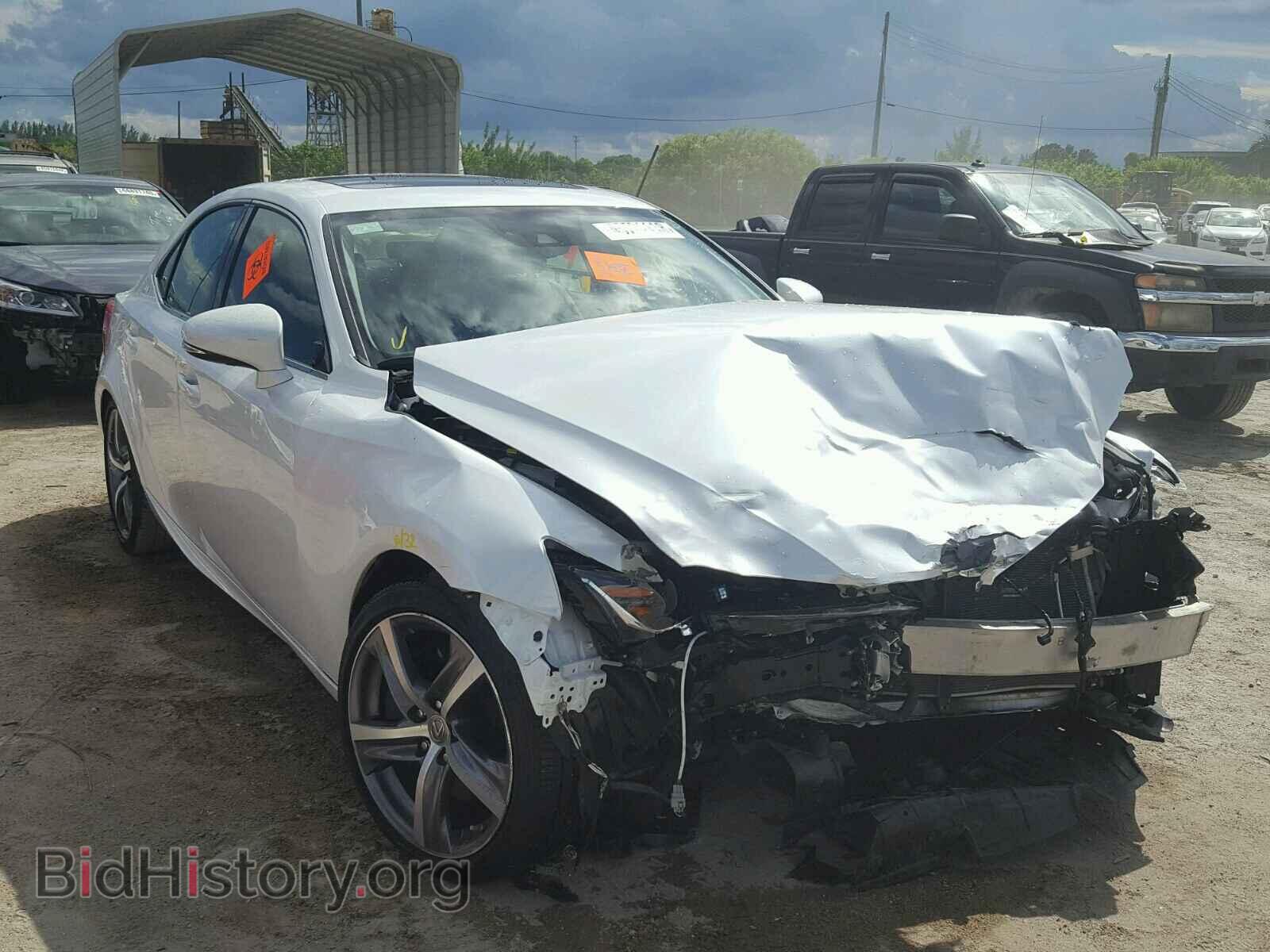 Photo JTHBA1D26H5051216 - LEXUS IS 2017