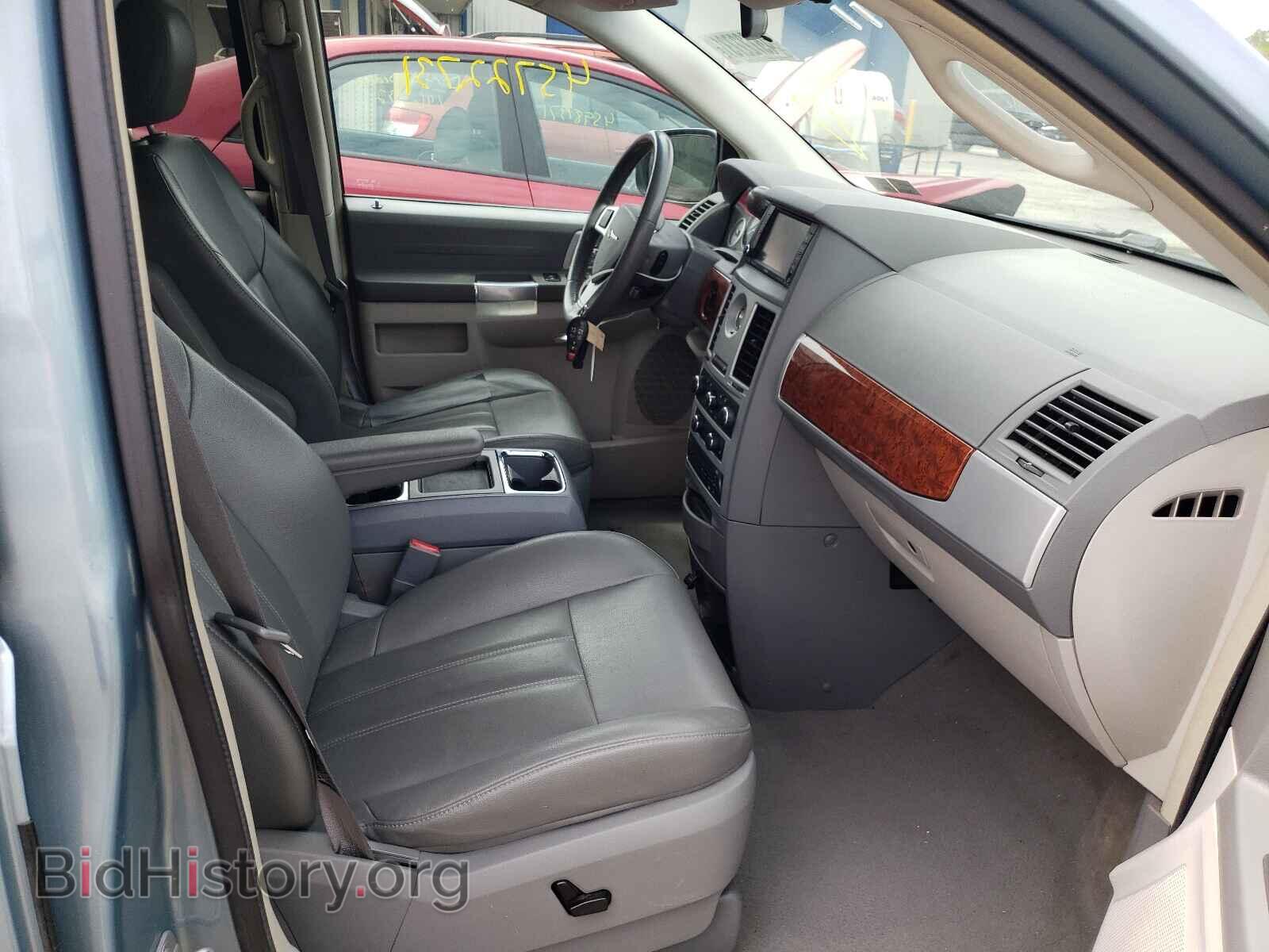 2008 CHRYSLER MINIVAN - VIN: 2A8HR54P68R840761 - Фото 5