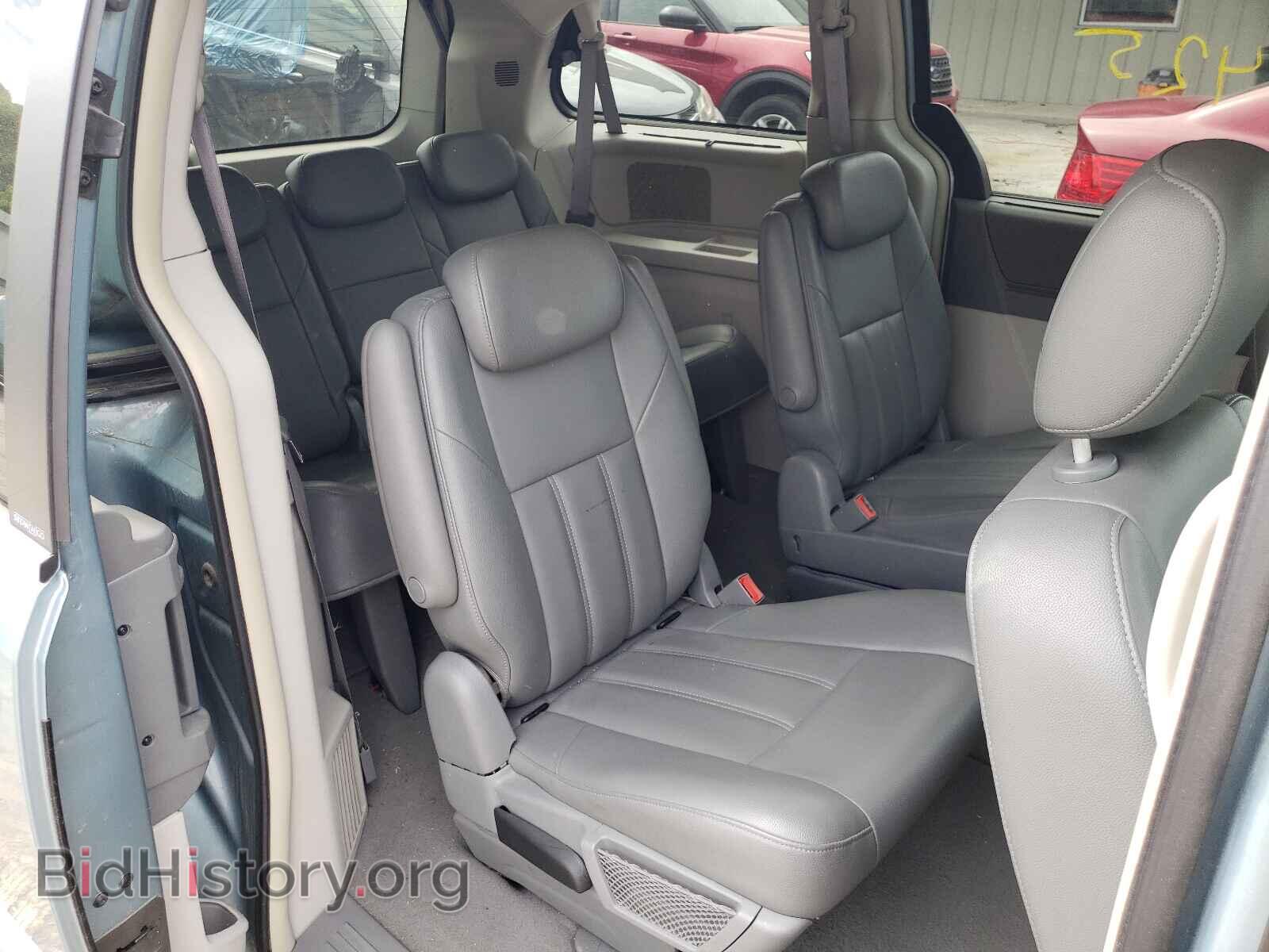 2008 CHRYSLER MINIVAN - VIN: 2A8HR54P68R840761 - Фото 6