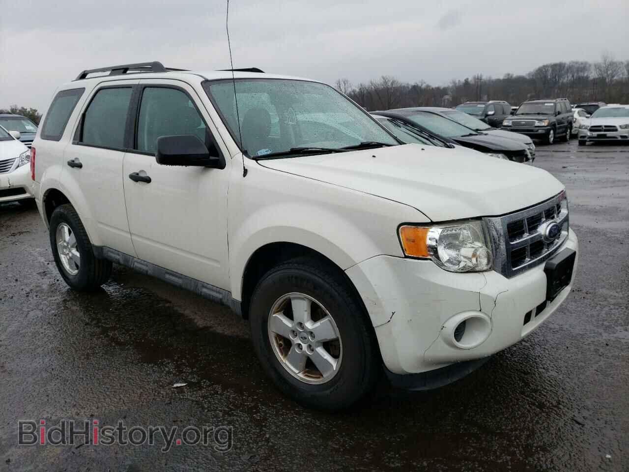 2010 FORD ESCAPE - VIN: 1FMCU0C75AKB63111 - Фото 4