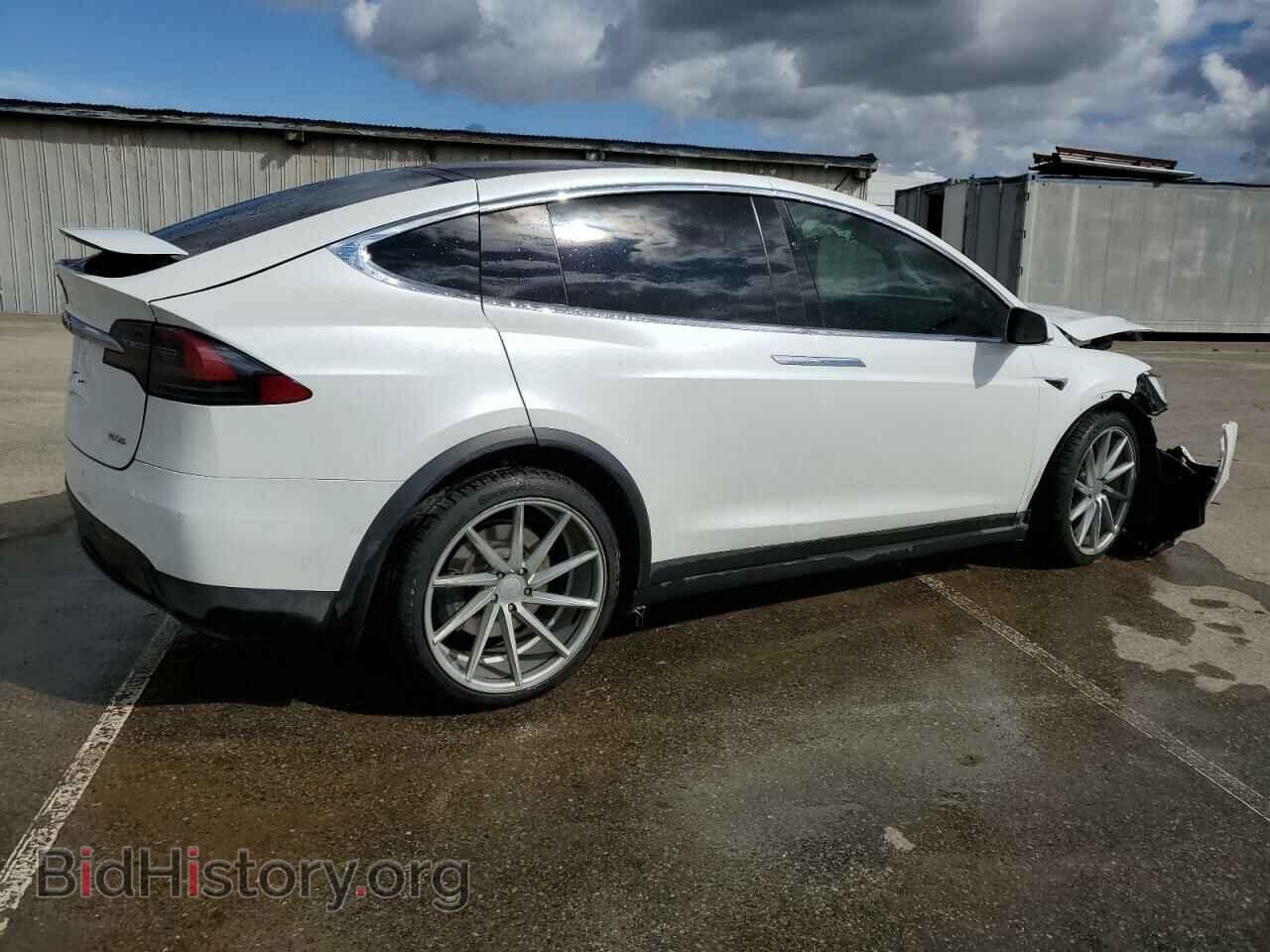 2017 TESLA MODEL X - VIN: 5YJXCAE22HF076550 - Фото 3