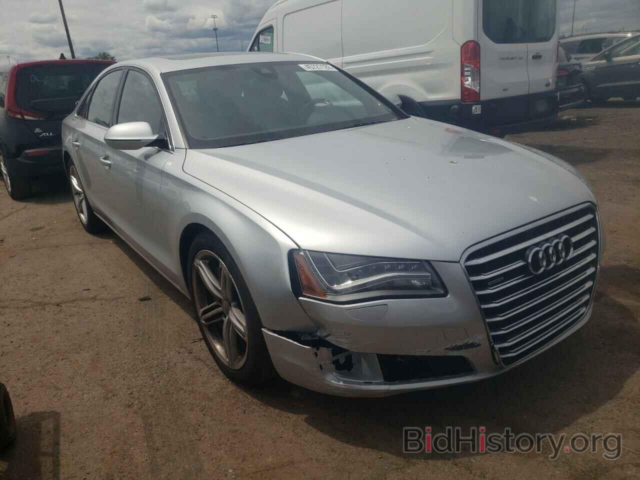 Photo WAUAGAFD0DN012137 - AUDI A8 2013