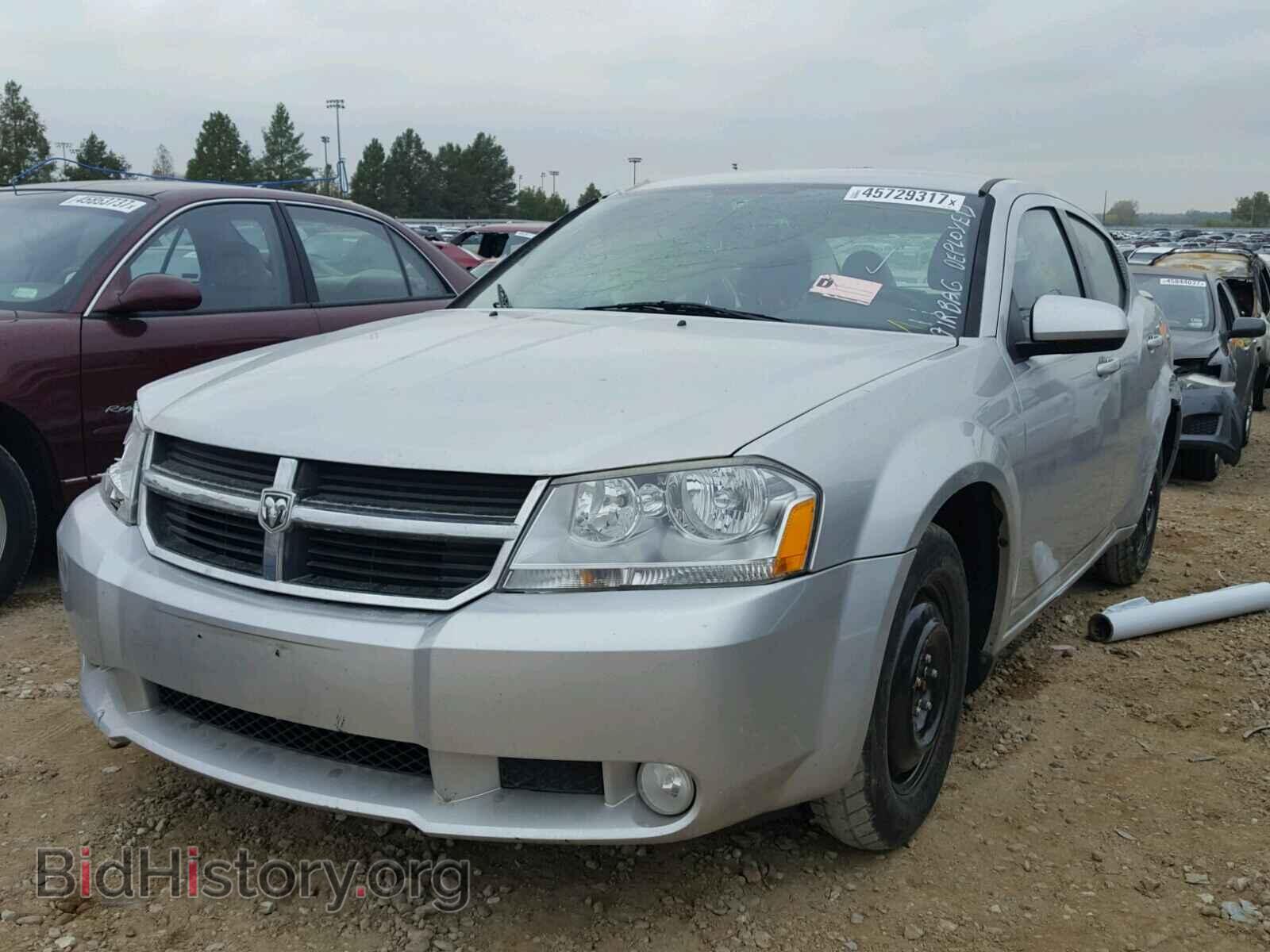 2010 DODGE AVENGER - VIN: 1B3CC5FB1AN140543 - Photo 2