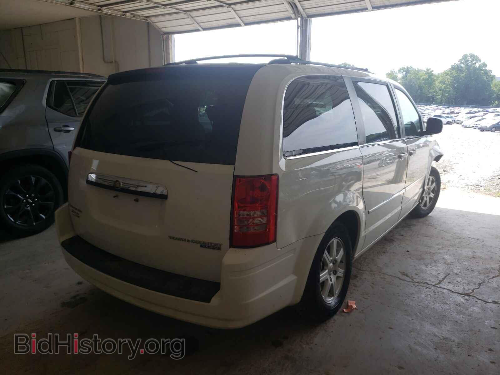 2010 CHRYSLER MINIVAN - VIN: 2A4RR5D1XAR266902 - Фото 4
