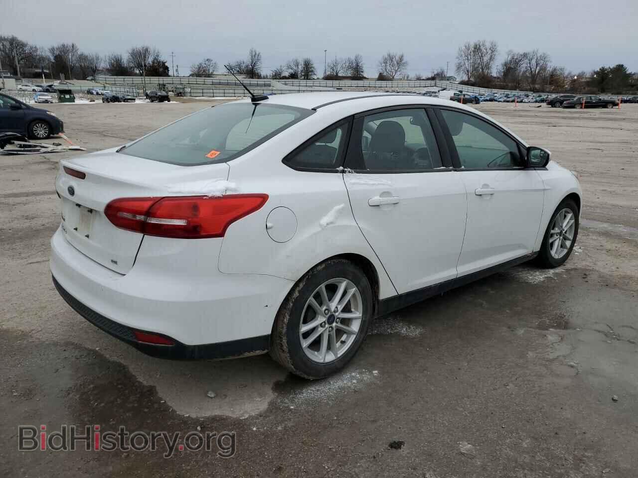 2017 FORD FOCUS - VIN: 1FADP3F2XHL252846 - Photo 3