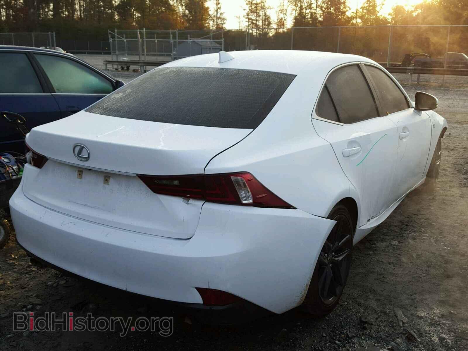 2014 LEXUS IS250 - VIN: JTHCF1D24E5000301 - Photo 4