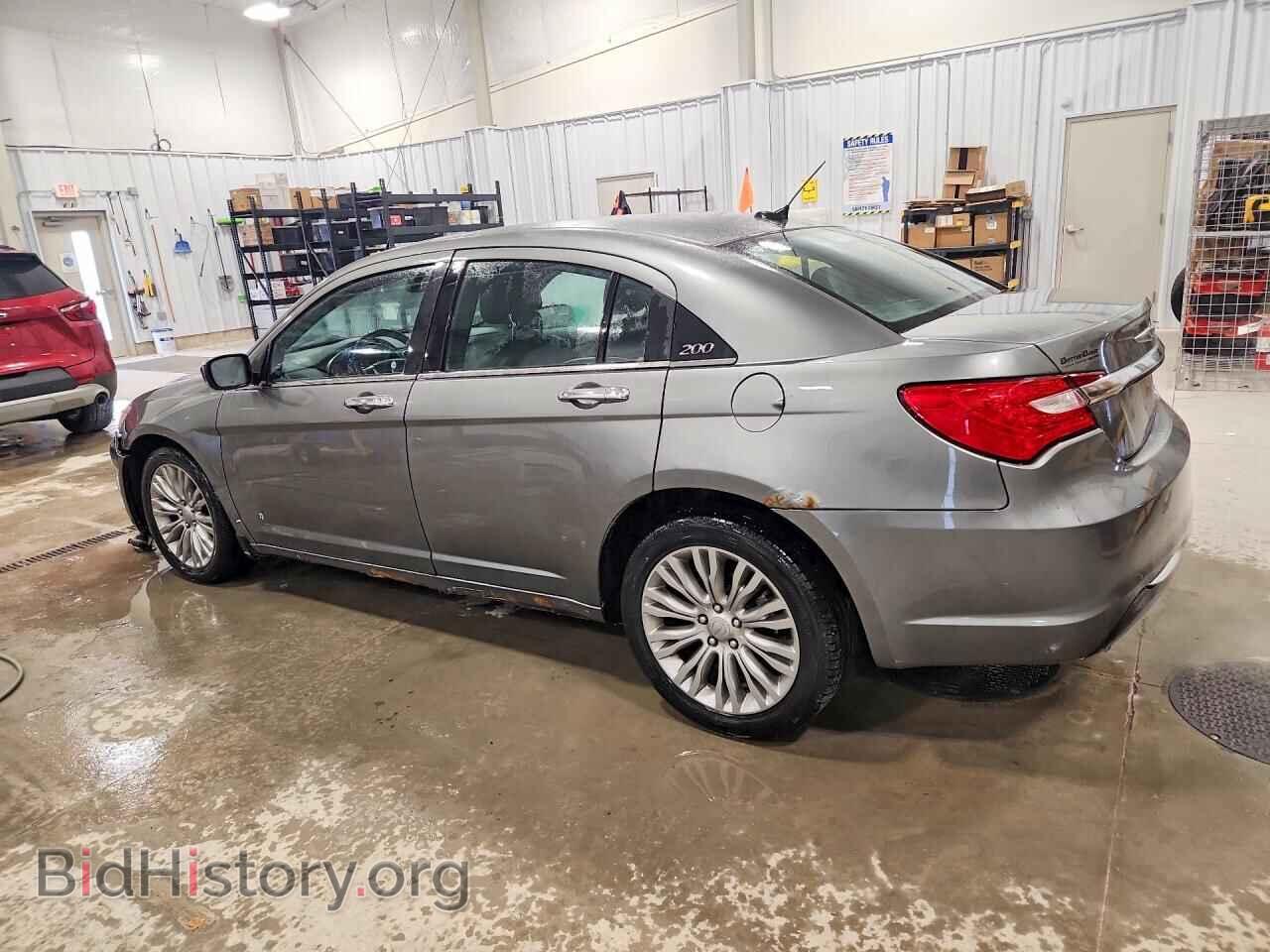2013 CHRYSLER 200 - VIN: 1C3CCBCG1DN503929 - Фото 2