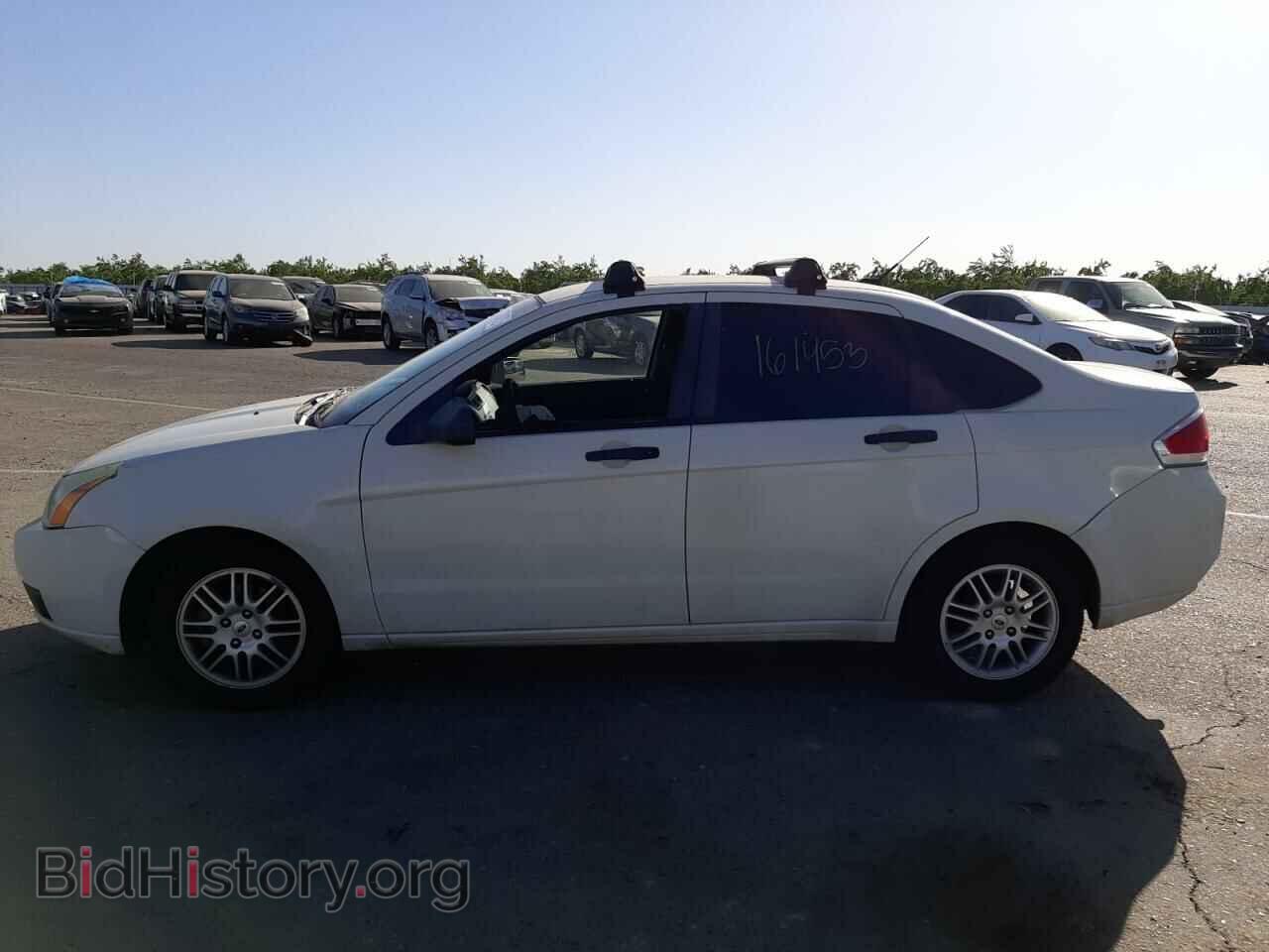 2011 FORD FOCUS - VIN: 1FAHP3FN2BW120827 - Фото 9