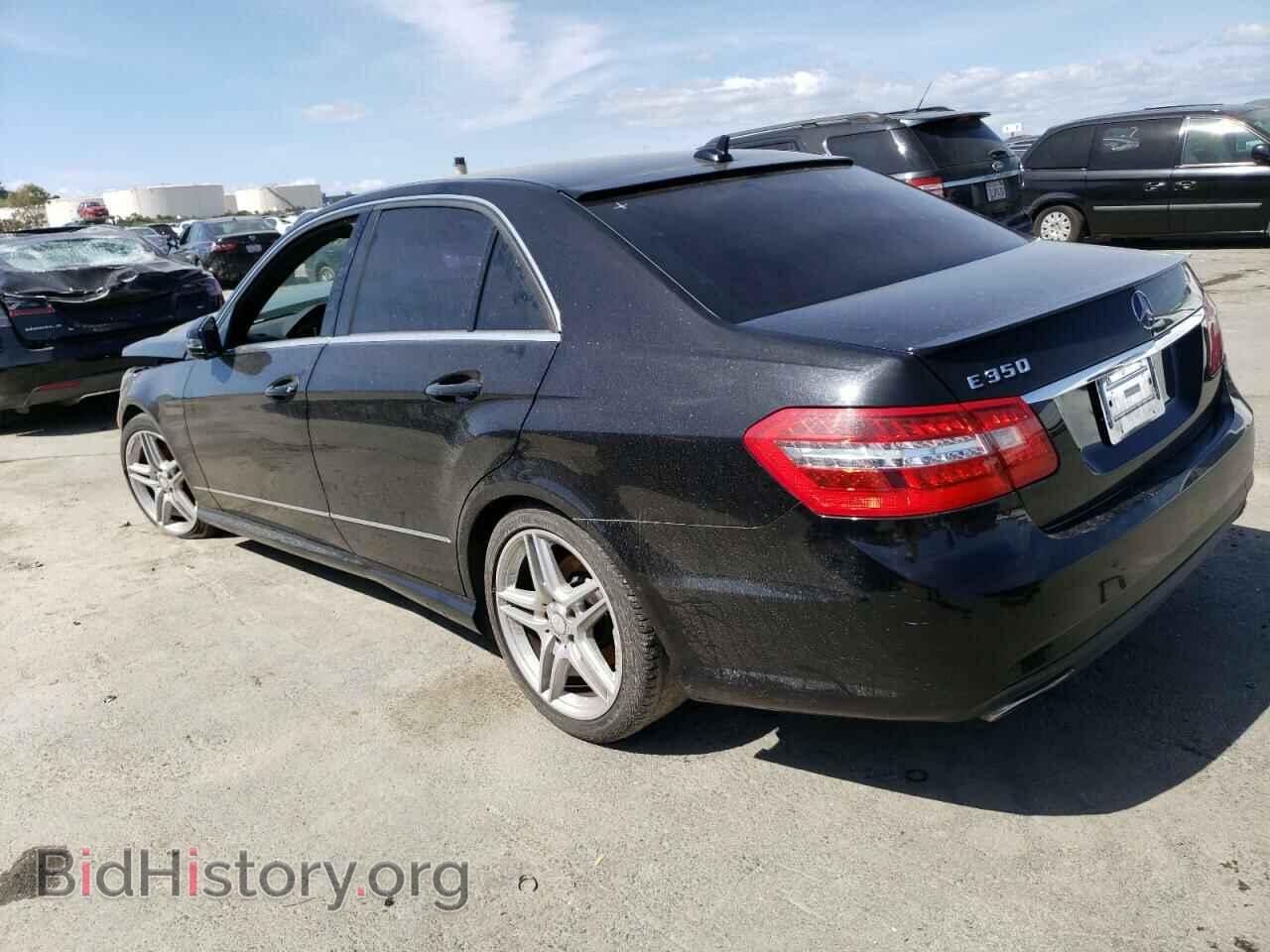2011 MERCEDES-BENZ E-CLASS - VIN: WDDHF5GB5BA322884 - Фото 2