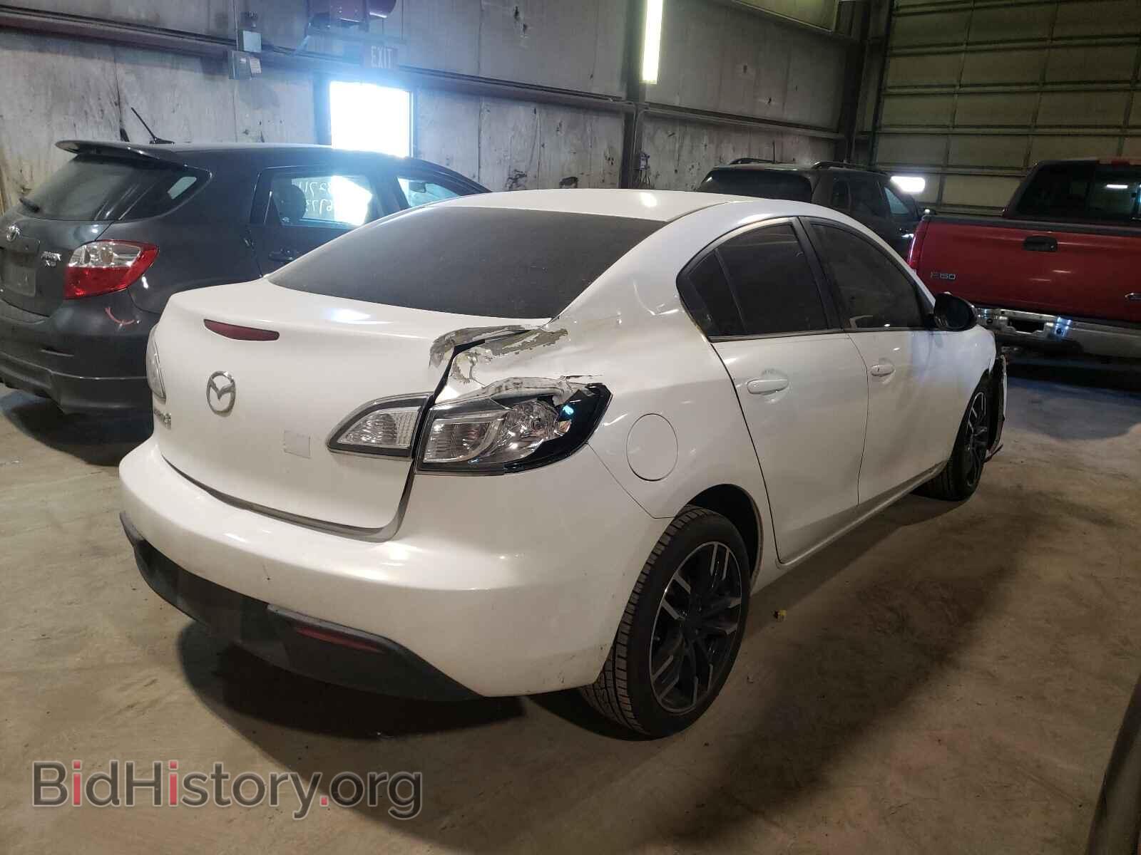 2011 MAZDA 3 - VIN: JM1BL1UF7B1478076 - Photo 4