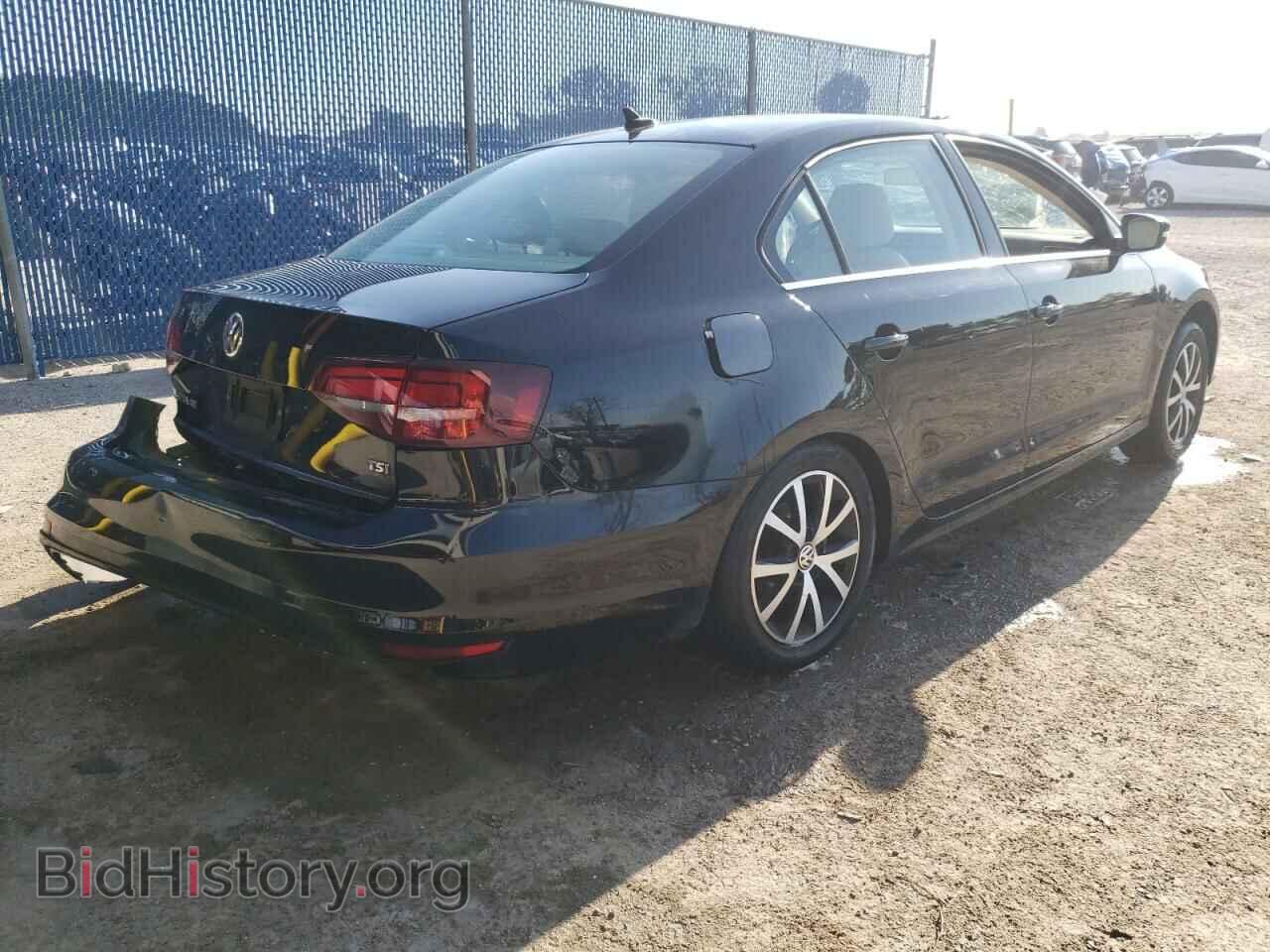 2017 VOLKSWAGEN JETTA - VIN: 3VWDB7AJ3HM383353 - Фото 4