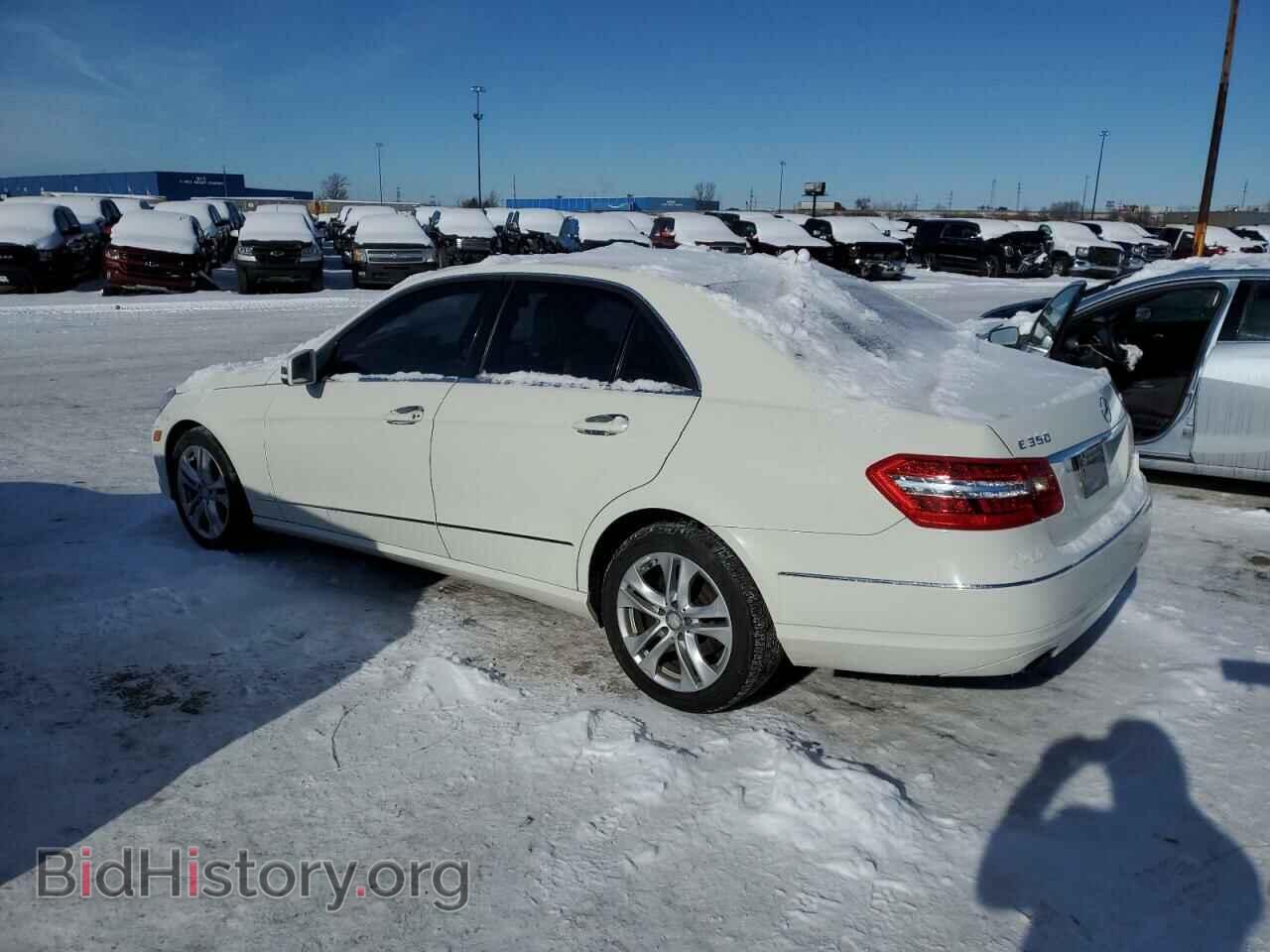 2011 MERCEDES-BENZ E-CLASS - VIN: WDDHF8HB5BA374452 - Фото 2