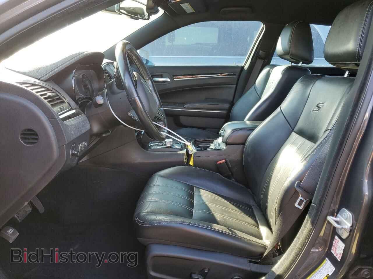 2019 CHRYSLER 300 - VIN: 2C3CCAGG9KH586262 - Фото 7