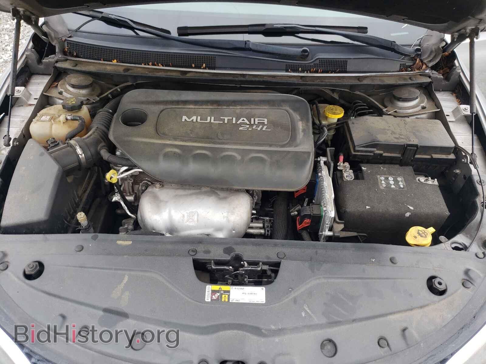 2016 CHRYSLER 200 - VIN: 1C3CCCAB4GN182082 - Фото 7