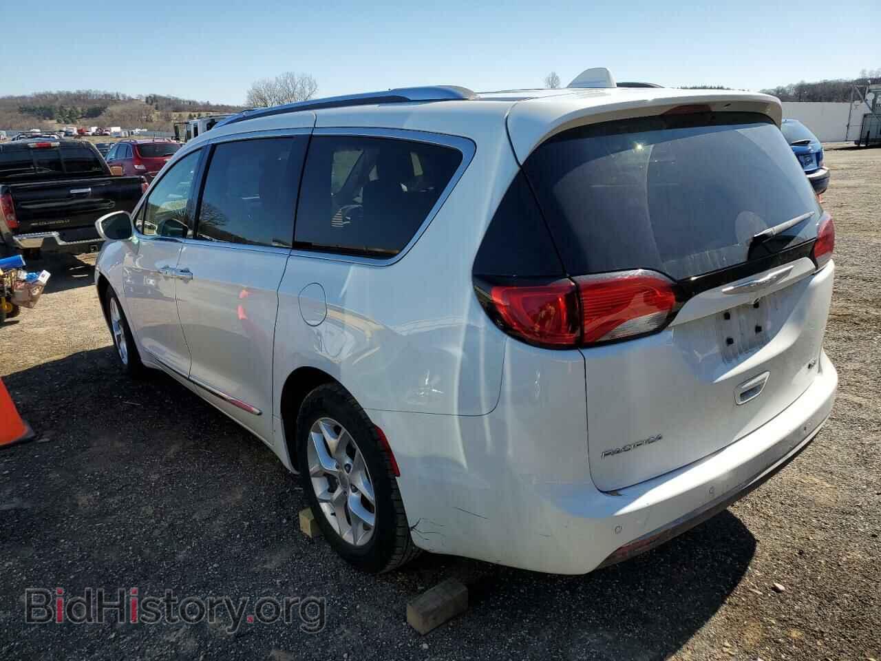 2017 CHRYSLER PACIFICA - VIN: 2C4RC1EG6HR585338 - Фото 2