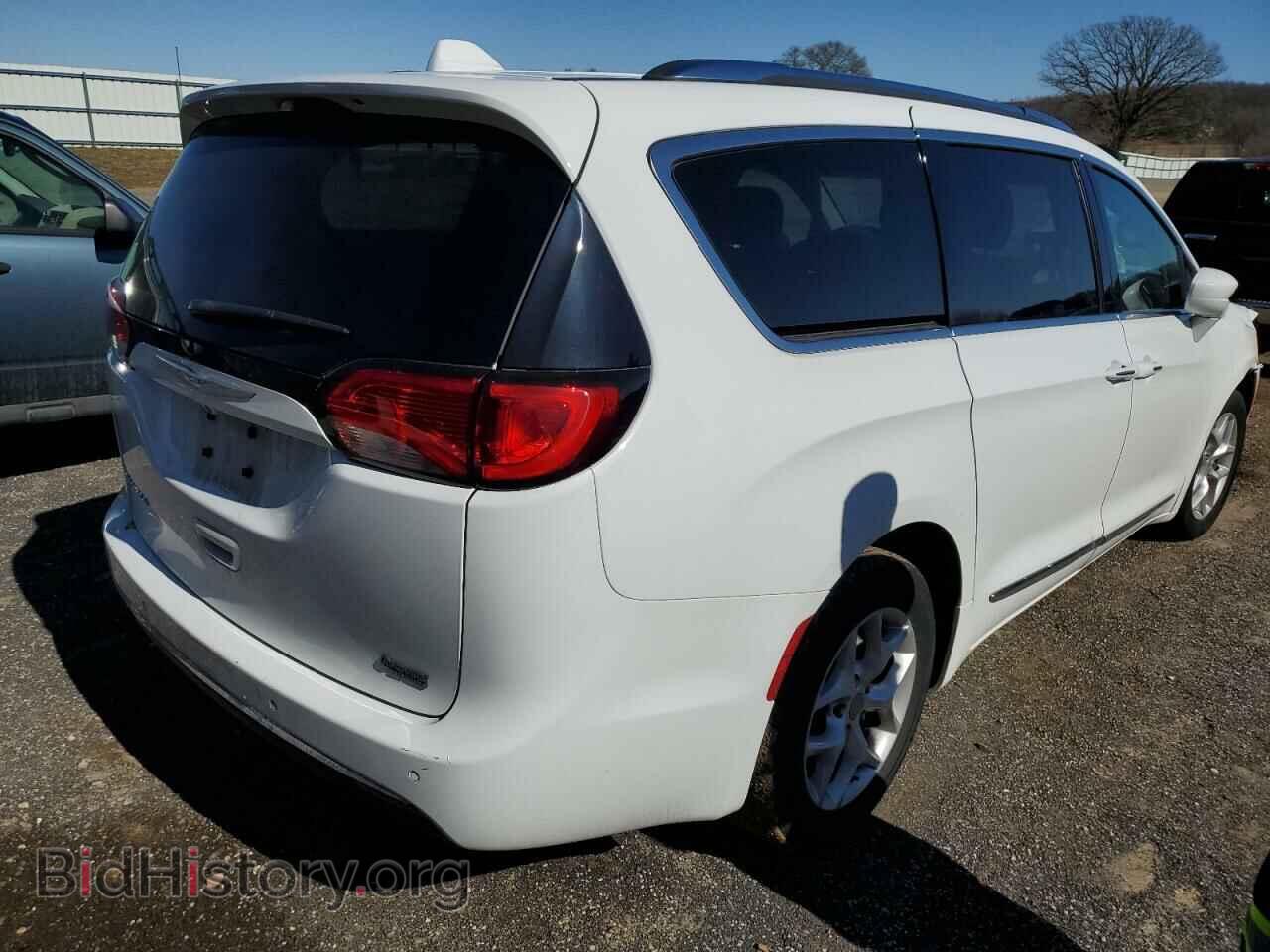 2017 CHRYSLER PACIFICA - VIN: 2C4RC1EG6HR585338 - Фото 3