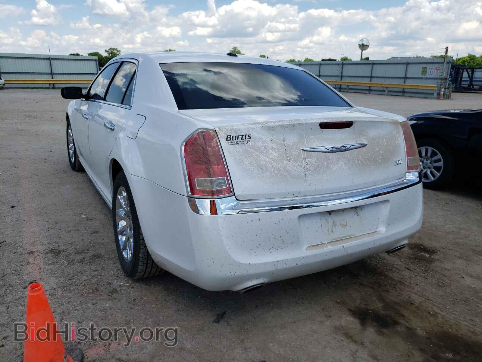 2012 CHRYSLER 300 - VIN: 2C3CCACG0CH138449 - Фото 3