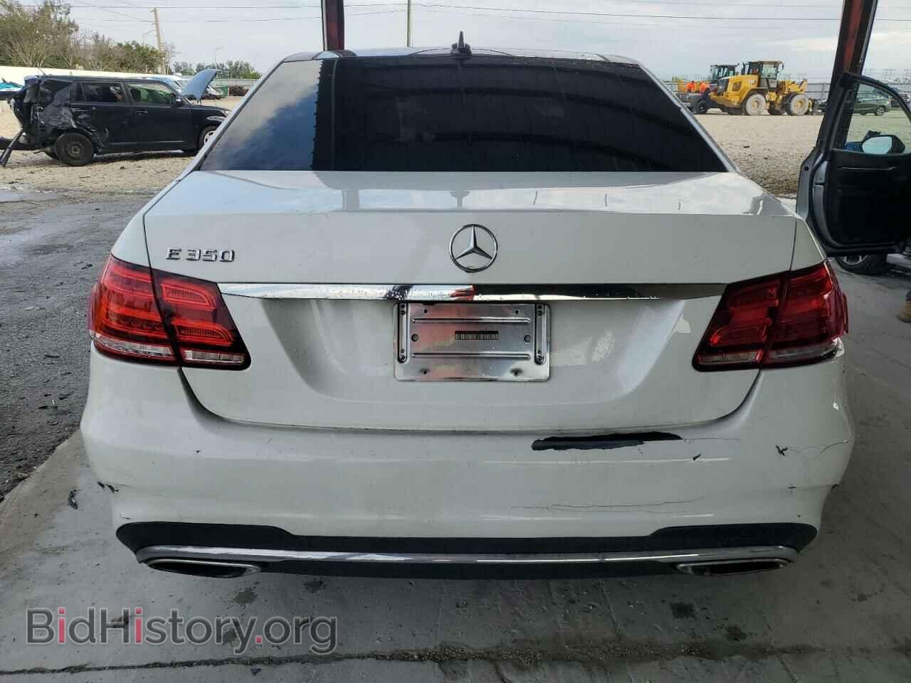 2015 MERCEDES-BENZ E-CLASS - VIN: WDDHF5KB3FB093886 - Фото 6