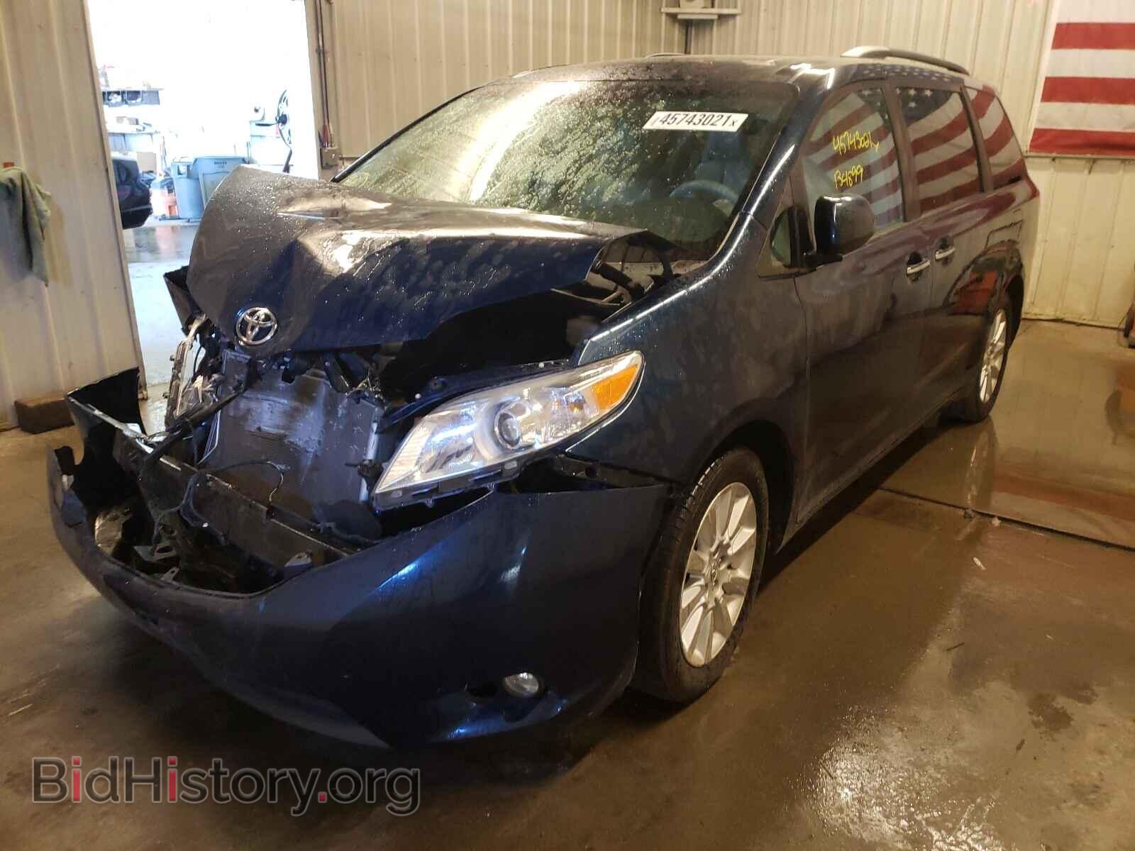 2011 TOYOTA SIENNA - VIN: 5TDDK3DC2BS023913 - Фото 2