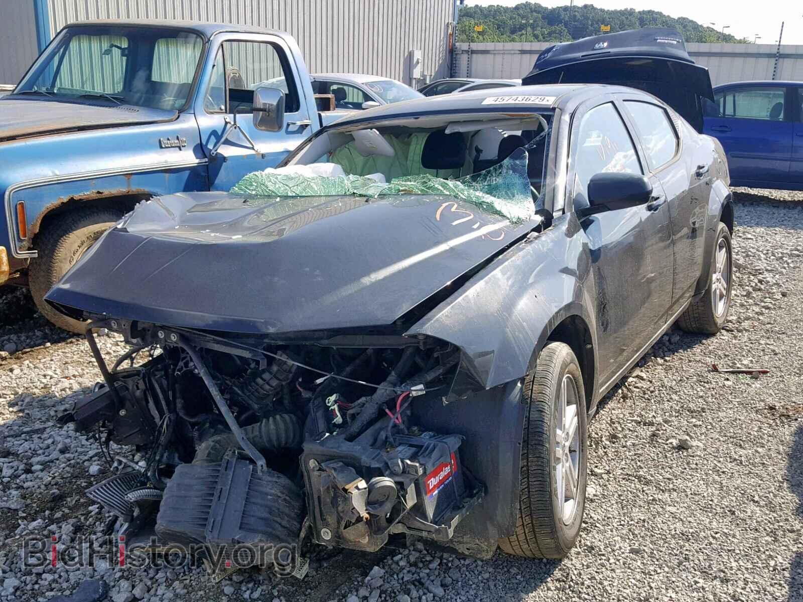 2010 DODGE AVENGER - VIN: 1B3CC5FB2AN164978 - Photo 2