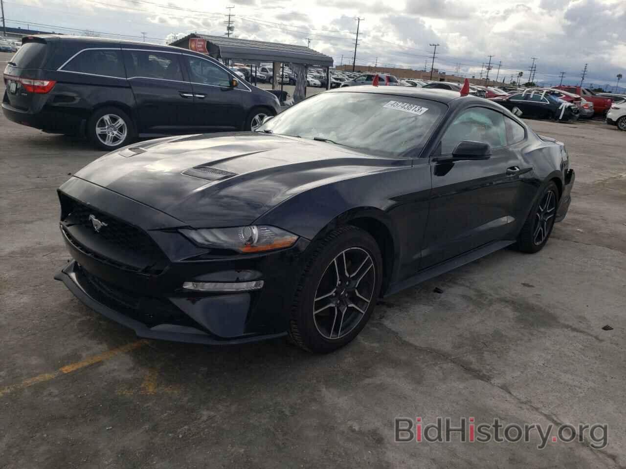 Photo 1FA6P8TH9J5166534 - FORD MUSTANG 2018