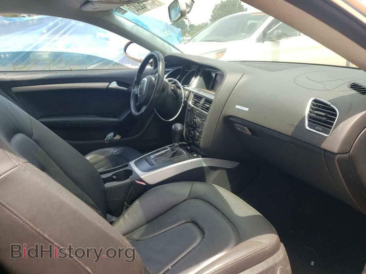 2010 AUDI A5 - VIN: WAUCFAFR2AA065173 - Фото 5