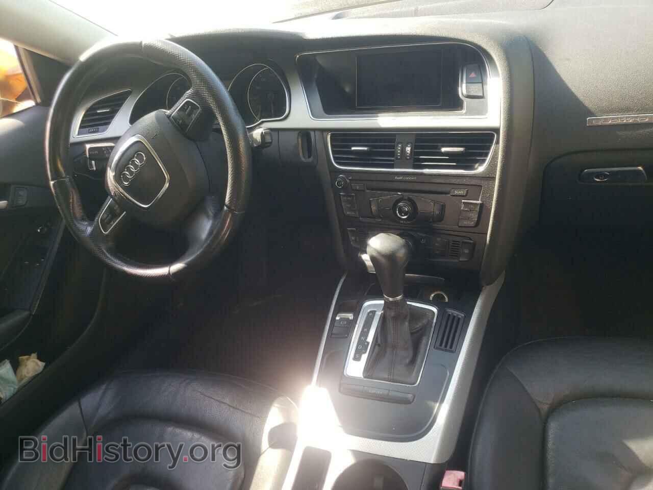 2010 AUDI A5 - VIN: WAUCFAFR2AA065173 - Фото 9