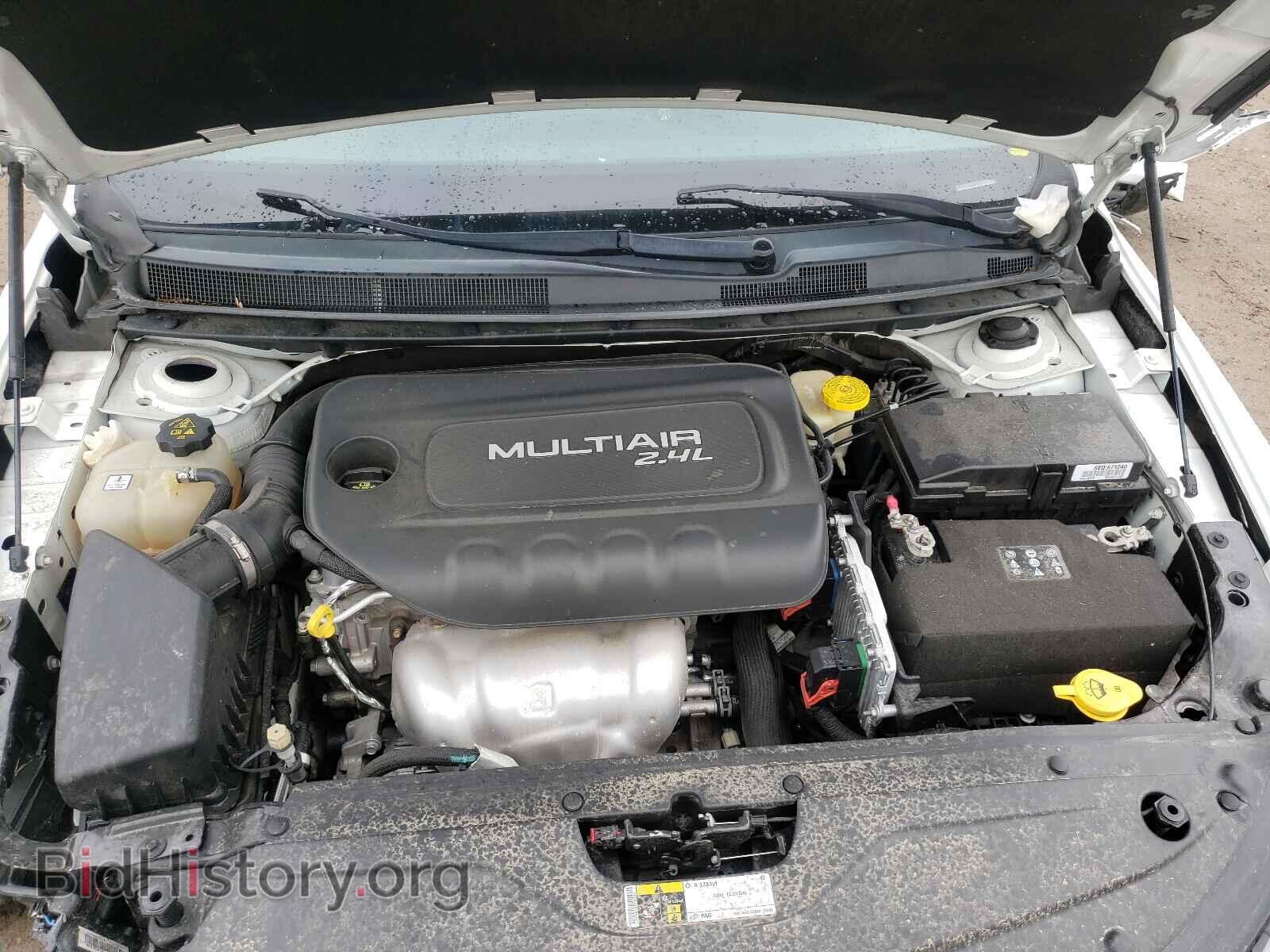 2015 CHRYSLER 200 - VIN: 1C3CCCCB8FN534575 - Photo 7