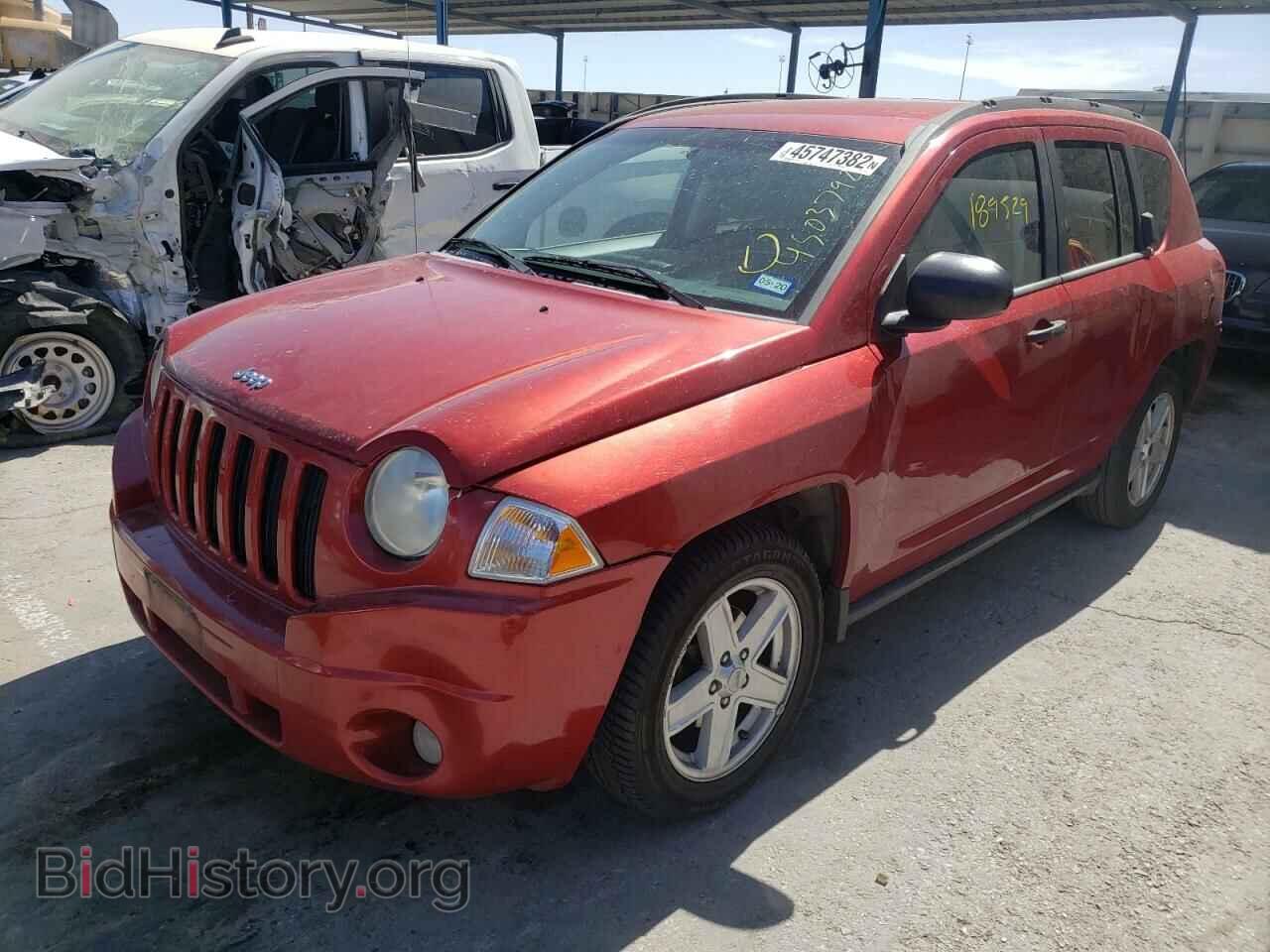 2007 JEEP COMPASS - VIN: 1J8FT47WX7D133430 - Photo 2