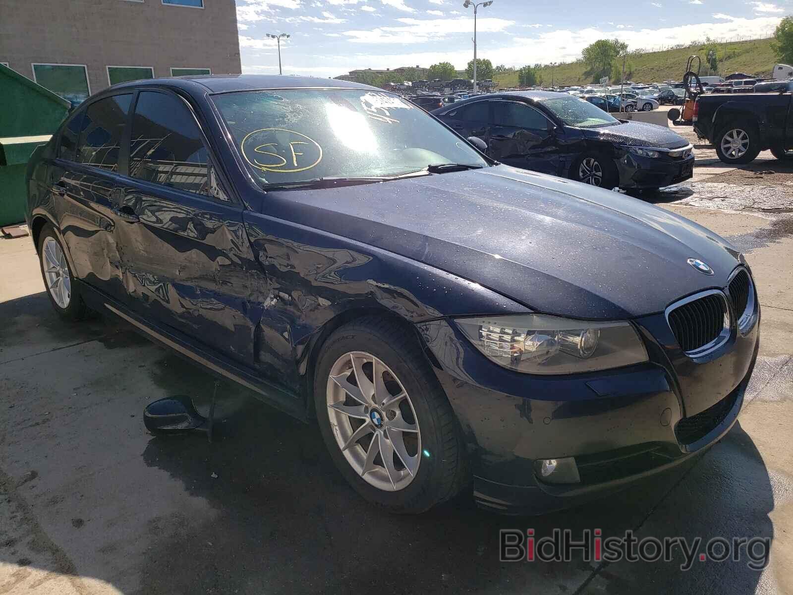 Photo WBAPH7C59AE130383 - BMW 3 SERIES 2010