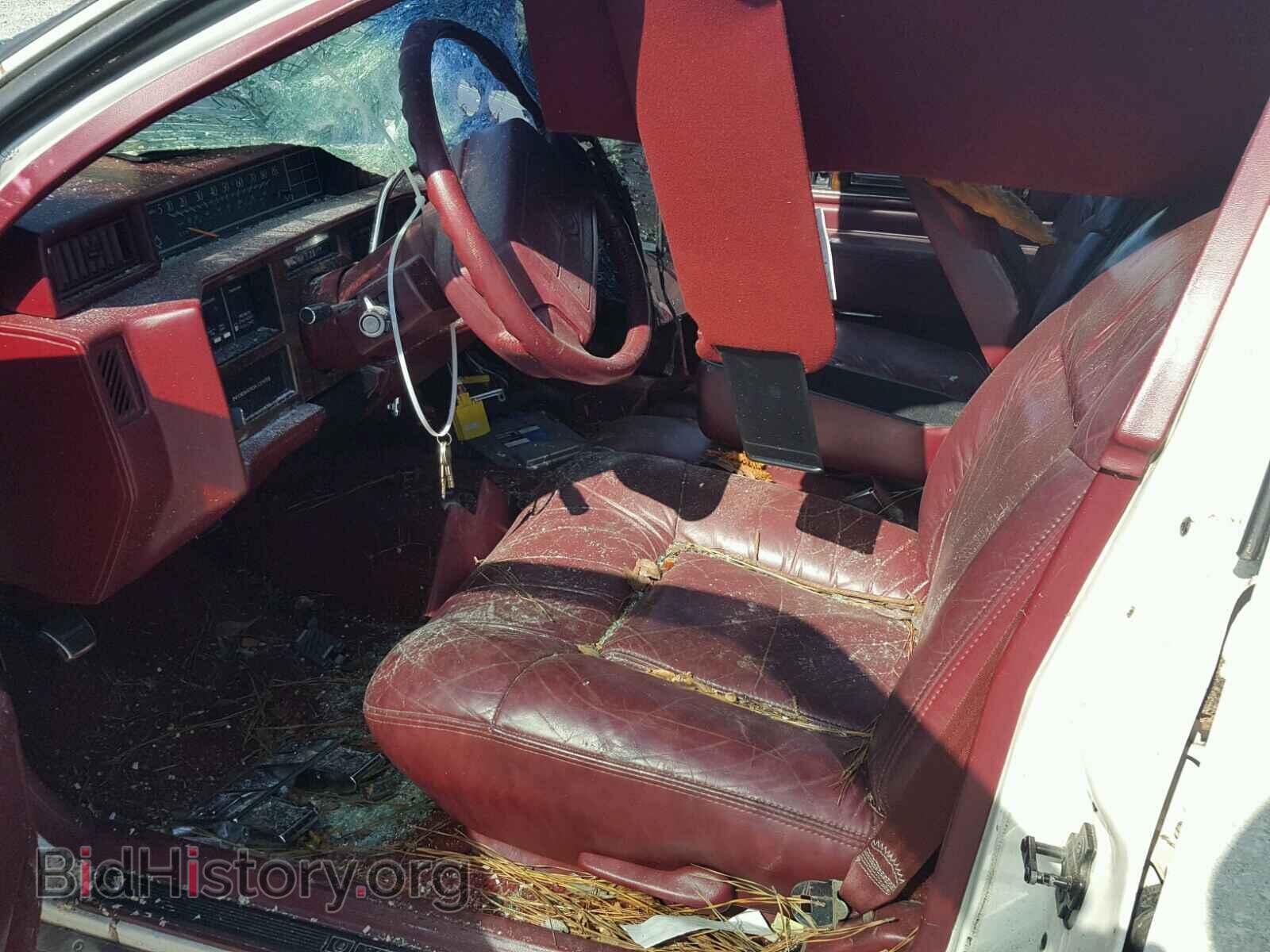 1992 CADILLAC DEVILLE - VIN: 1G6CD53B2N4299053 - Photo 5