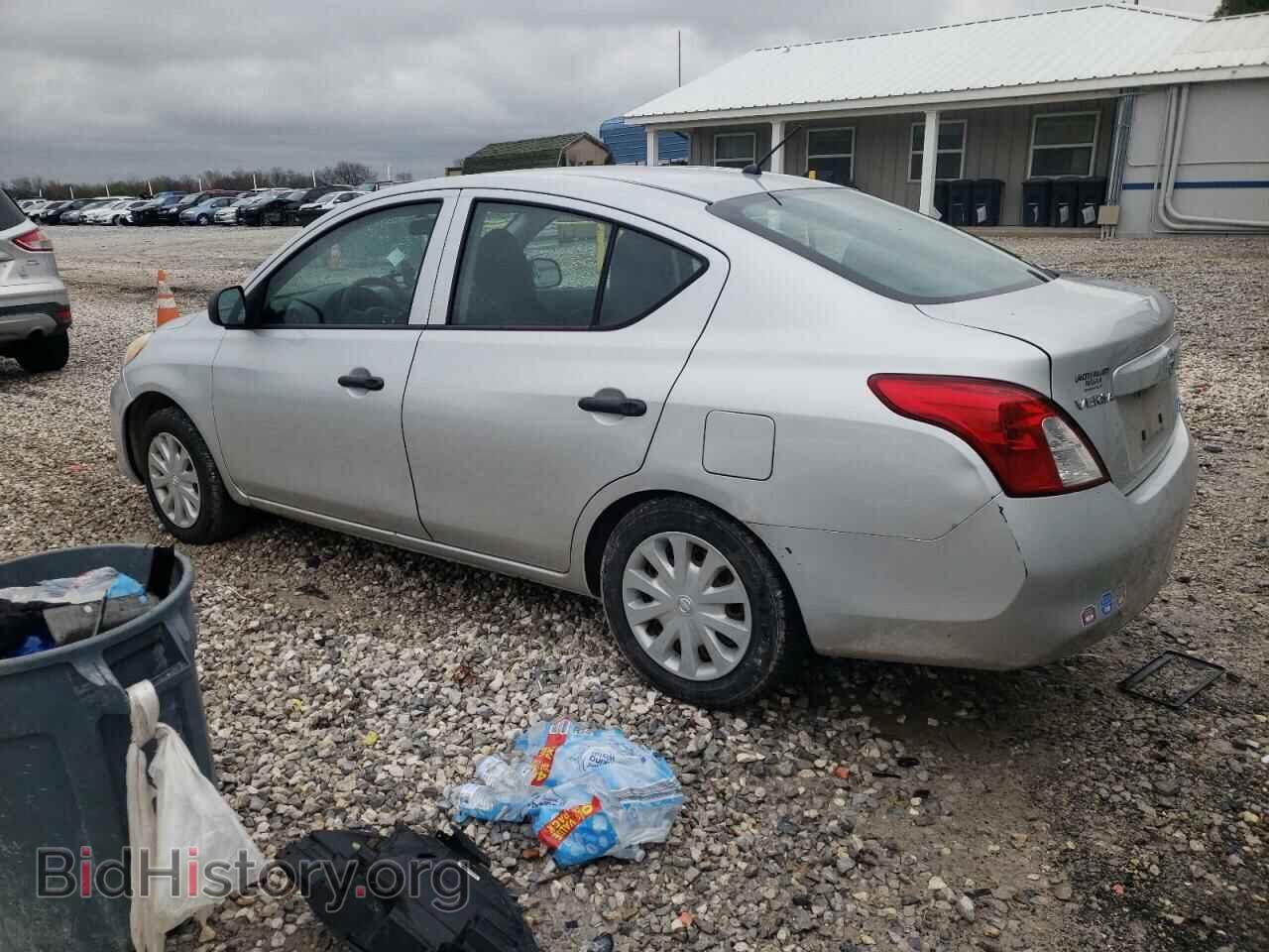 2013 NISSAN VERSA - VIN: 3N1CN7AP8DL863479 - Фото 2