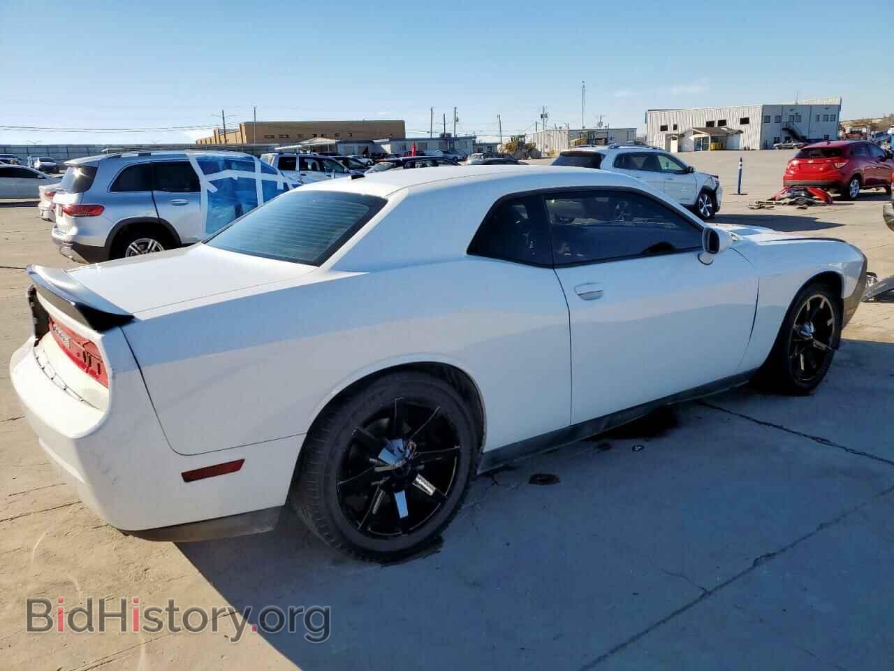 2014 DODGE CHALLENGER - VIN: 2C3CDYAG0EH285575 - Фото 3
