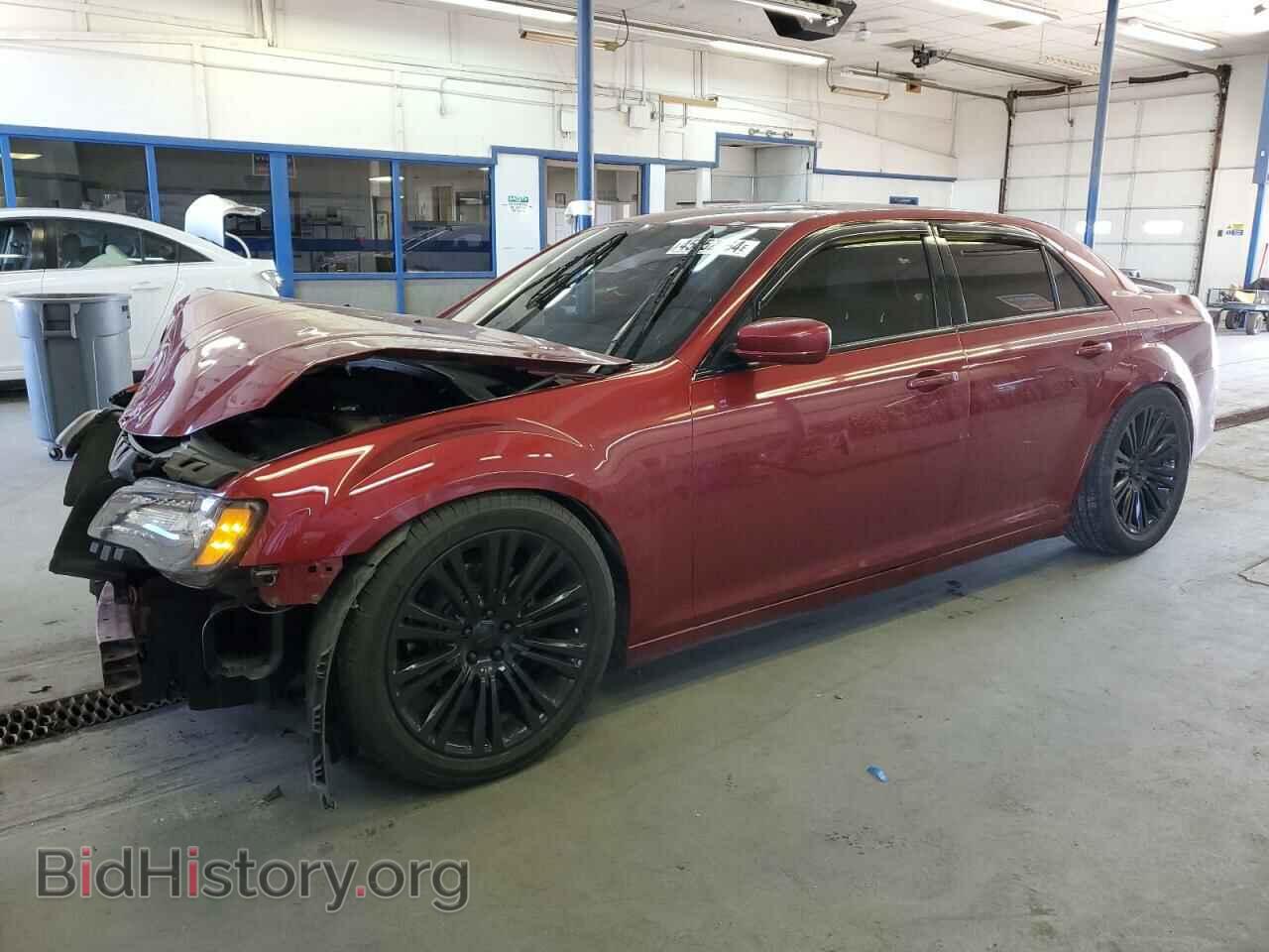 Фотография 2C3CCABG8DH656845 - CHRYSLER 300 2013