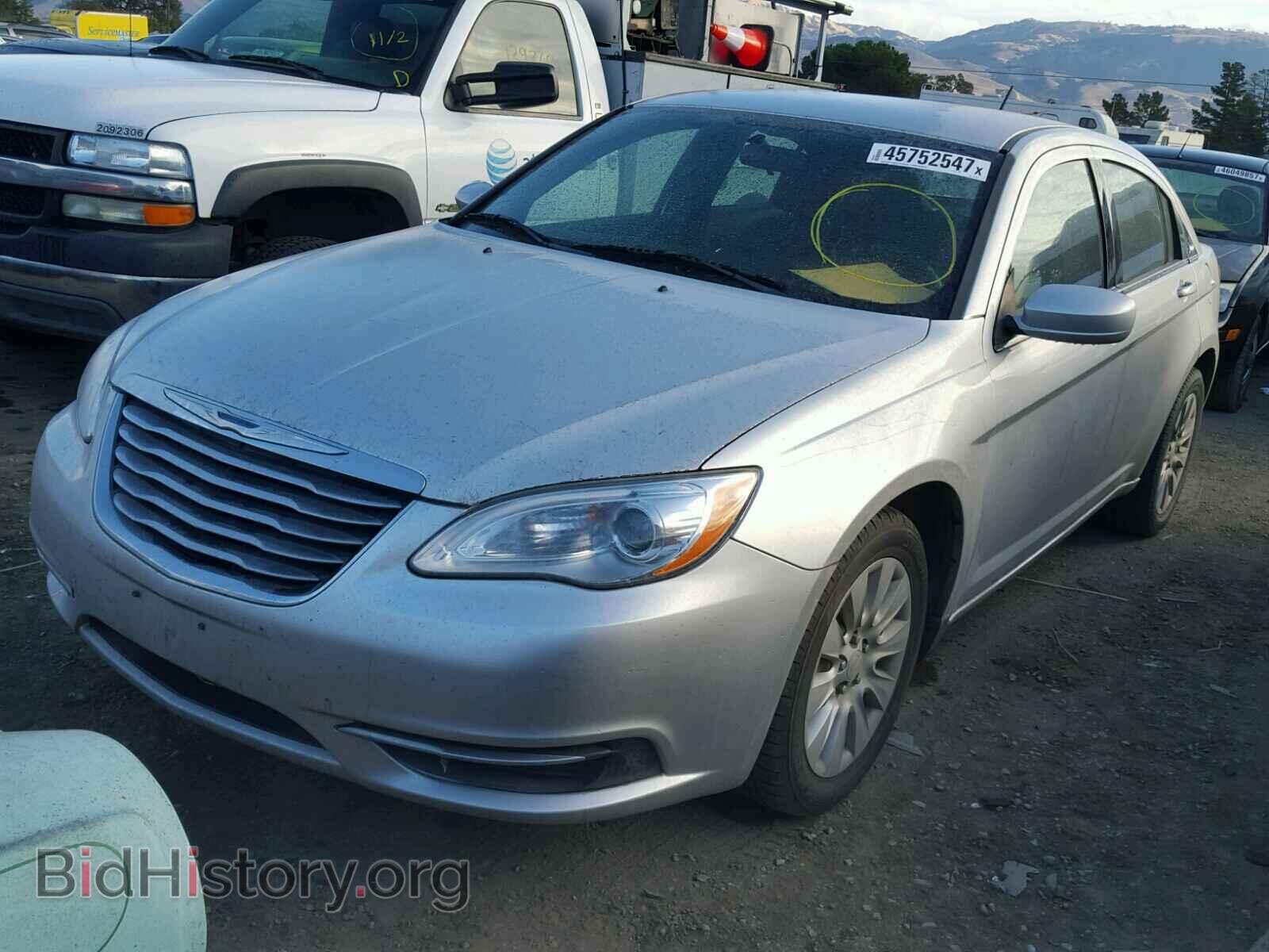 2012 CHRYSLER 200 - VIN: 1C3CCBABXCN273619 - Фото 2