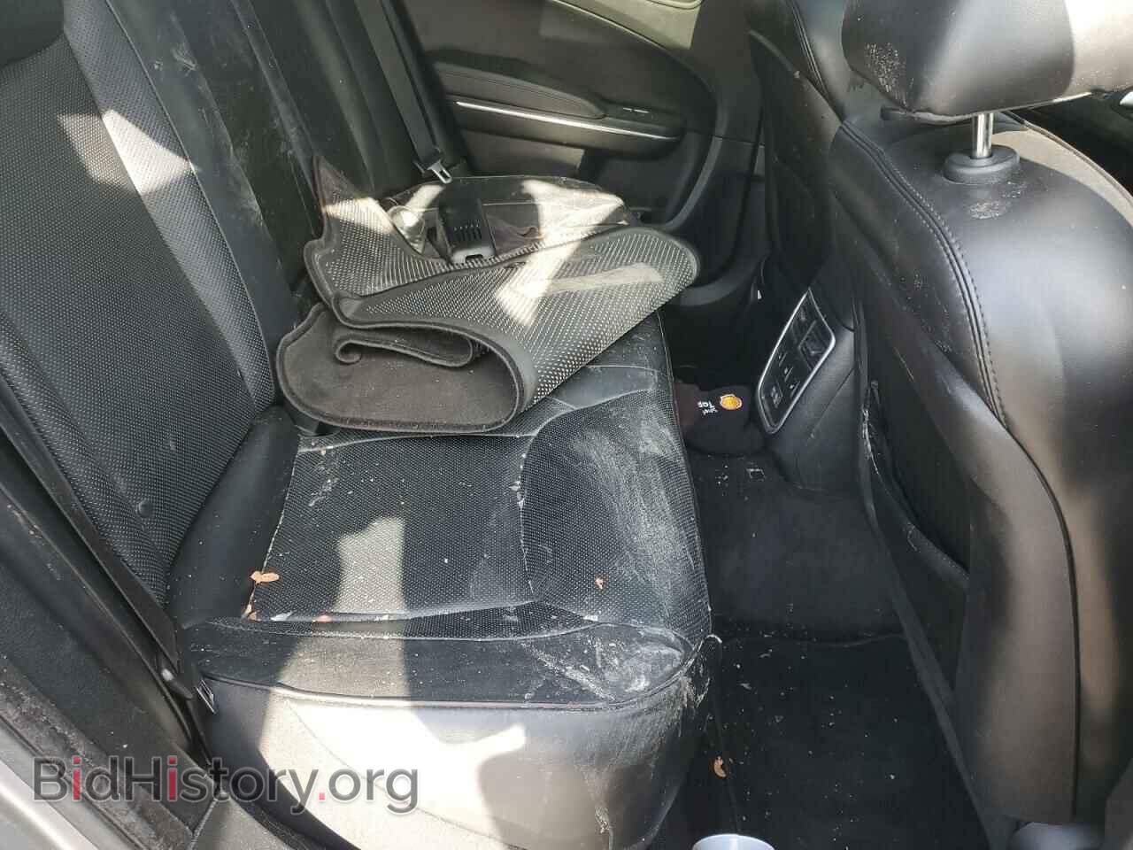 2017 CHRYSLER 300 - VIN: 2C3CCAEGXHH663510 - Фото 10