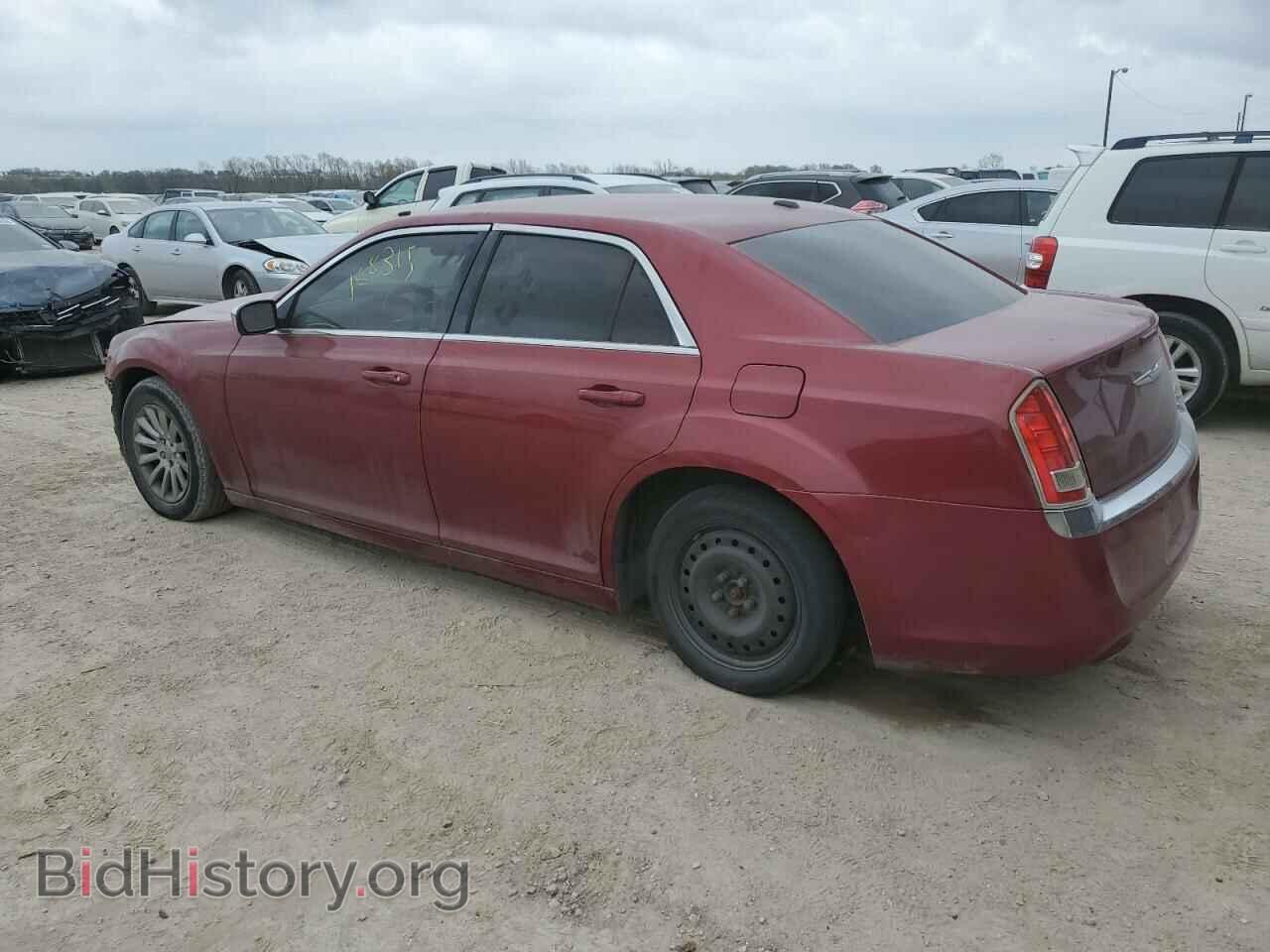 2013 CHRYSLER 300 - VIN: 2C3CCAAG5DH707431 - Фото 2