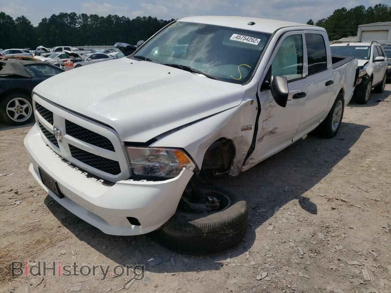 2017 RAM 1500 - VIN: 3C6RR7KT7HG548802 - Фото 2