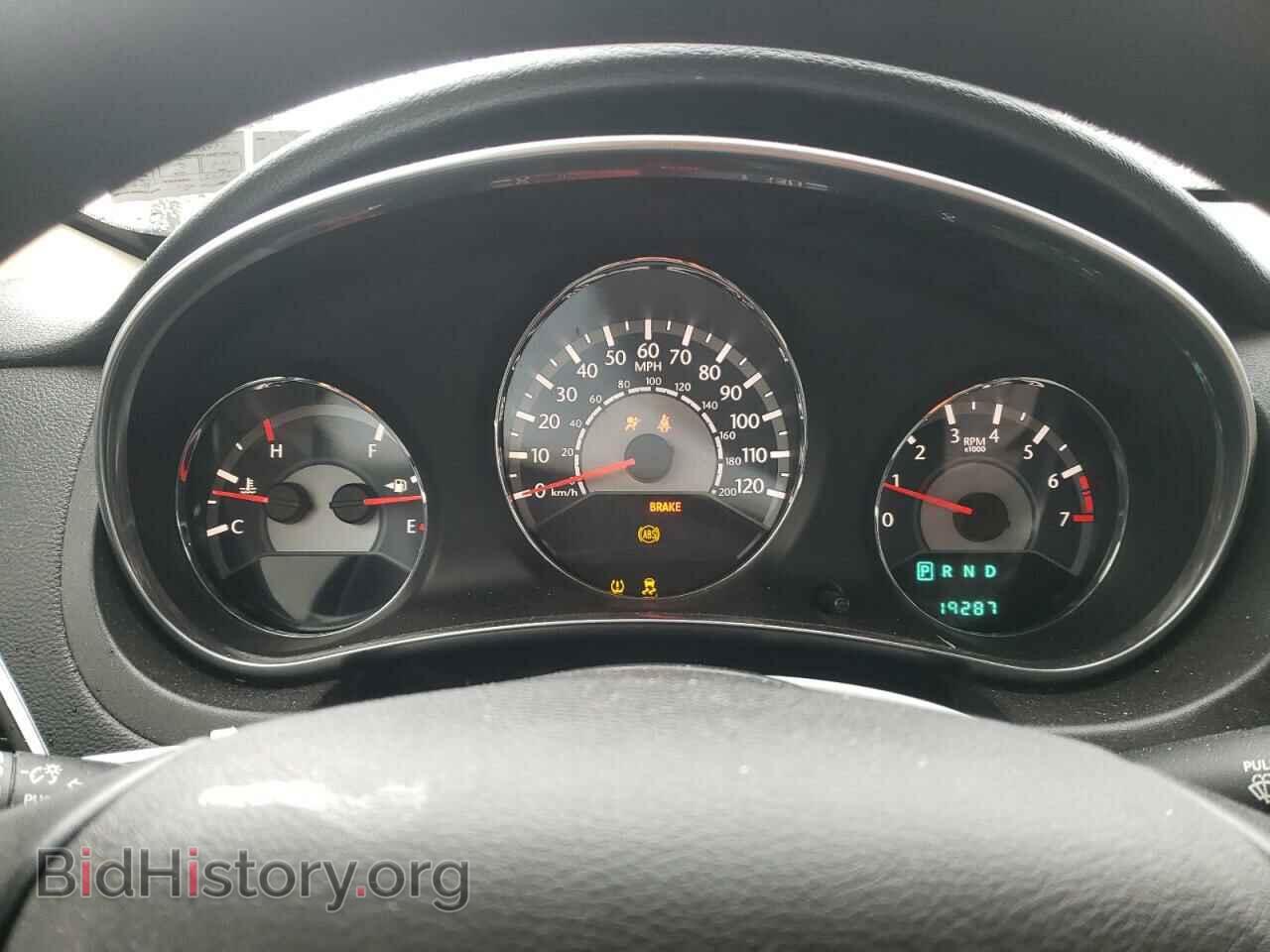 2013 CHRYSLER 200 - VIN: 1C3CCBAB9DN620813 - Фото 9