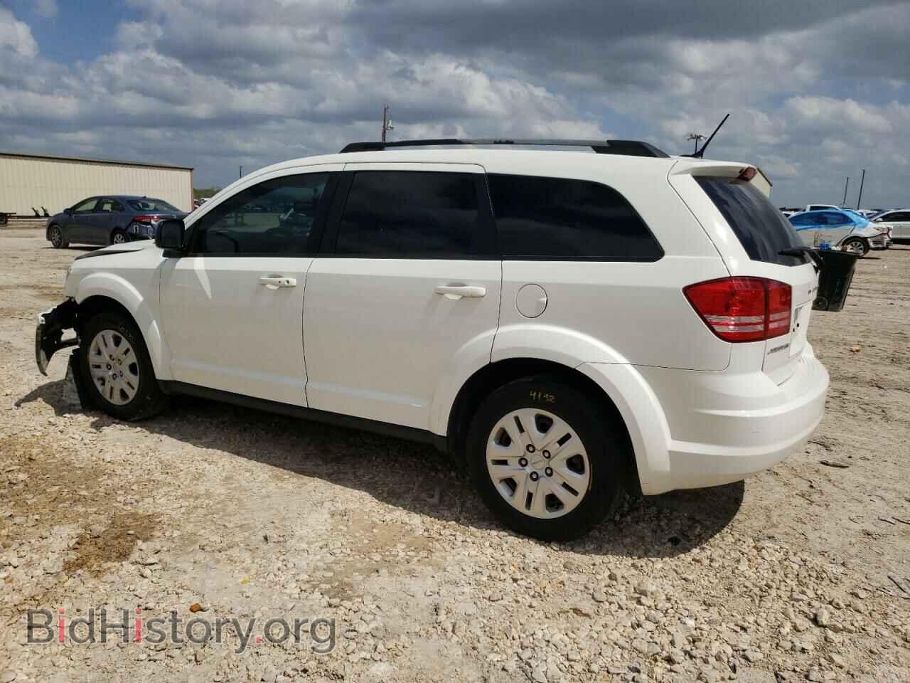 2017 DODGE JOURNEY - VIN: 3C4PDCAB7HT604938 - Фото 2