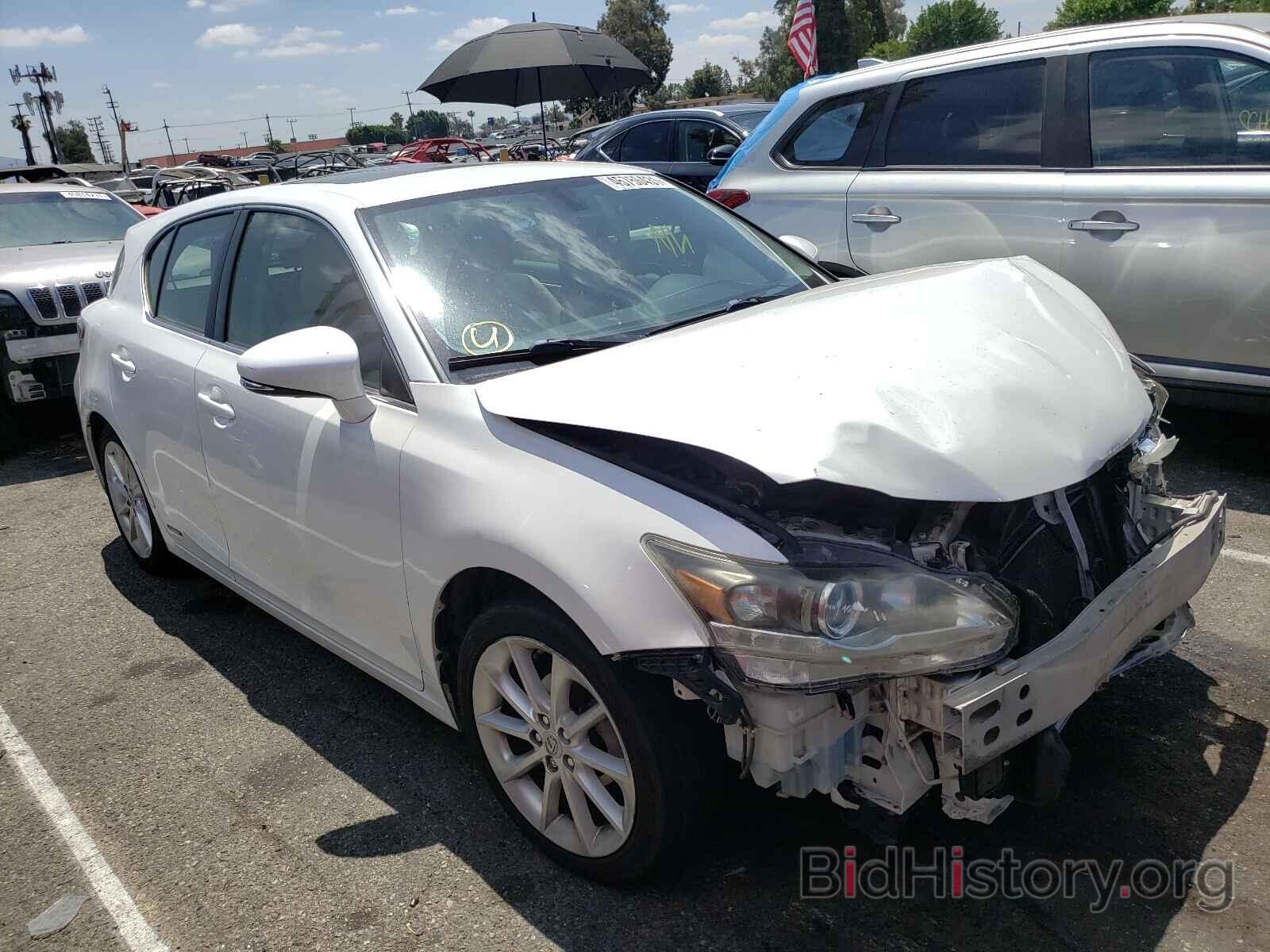 Photo JTHKD5BH9B2042265 - LEXUS CT 200 2011