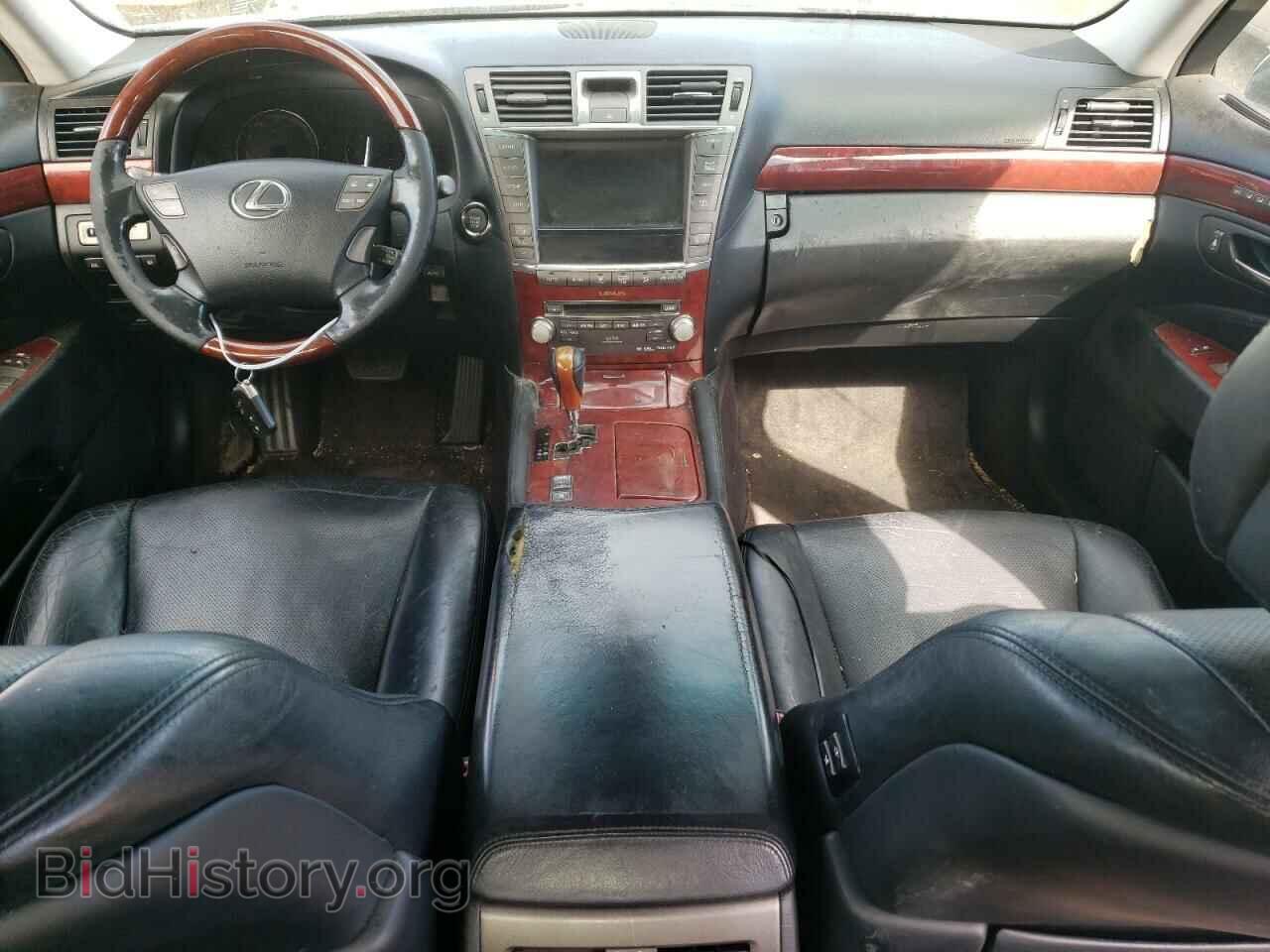 2011 LEXUS LS460 - VIN: JTHGL5EF3B5043865 - Photo 8