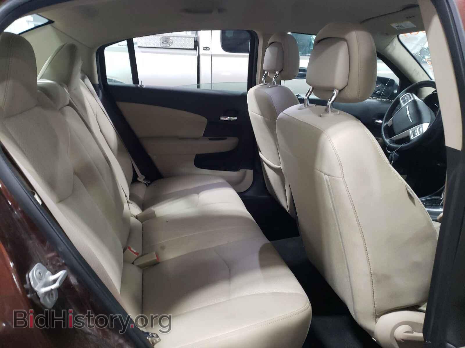 2012 CHRYSLER 200 - VIN: 1C3CCBBG9CN186868 - Фото 6