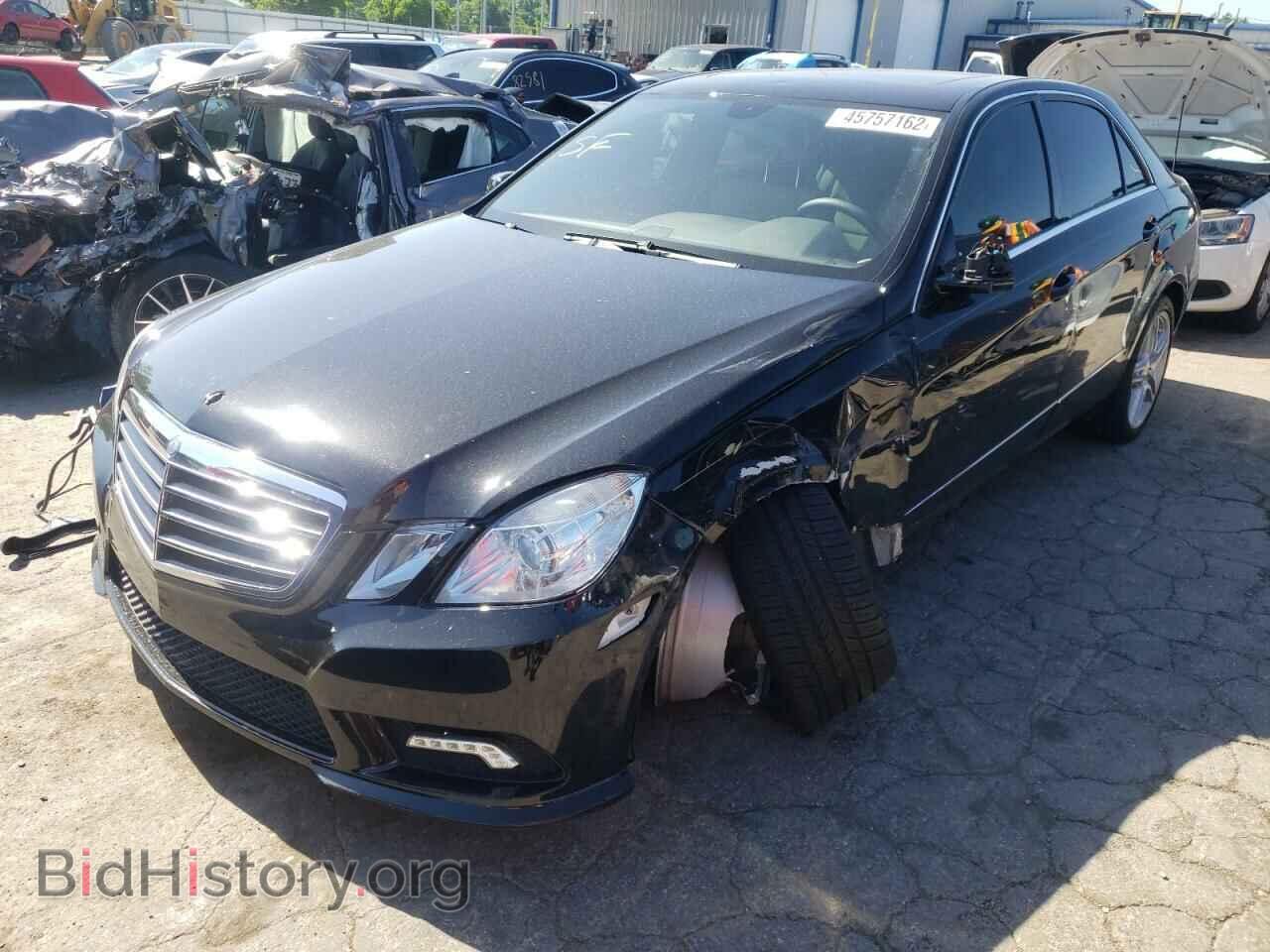 2011 MERCEDES-BENZ E-CLASS - VIN: WDDHF5GB4BA374927 - Фото 2