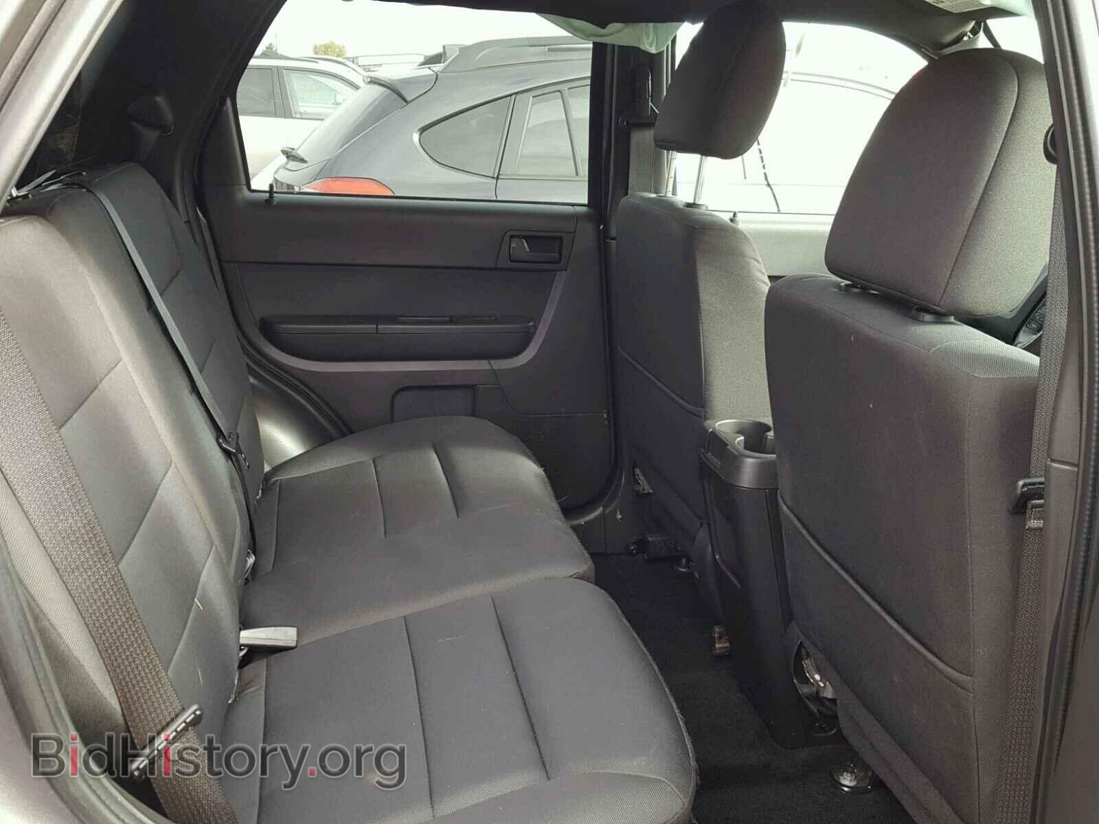 2011 FORD ESCAPE - VIN: 1FMCU0D77BKC49018 - Photo 6