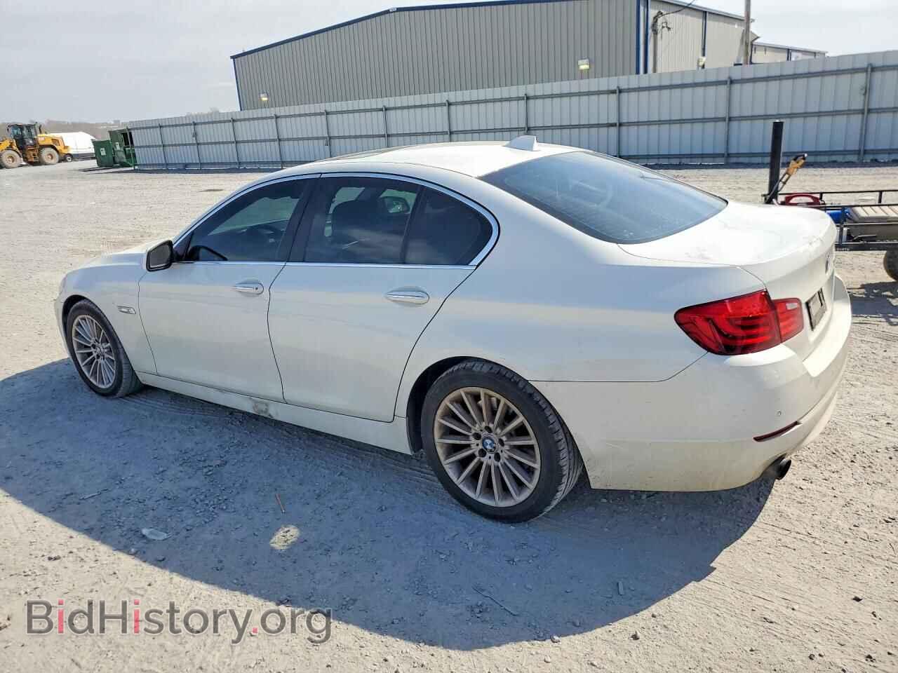 2013 BMW 5 SERIES - VIN: WBAFR7C59DC826220 - Фото 2