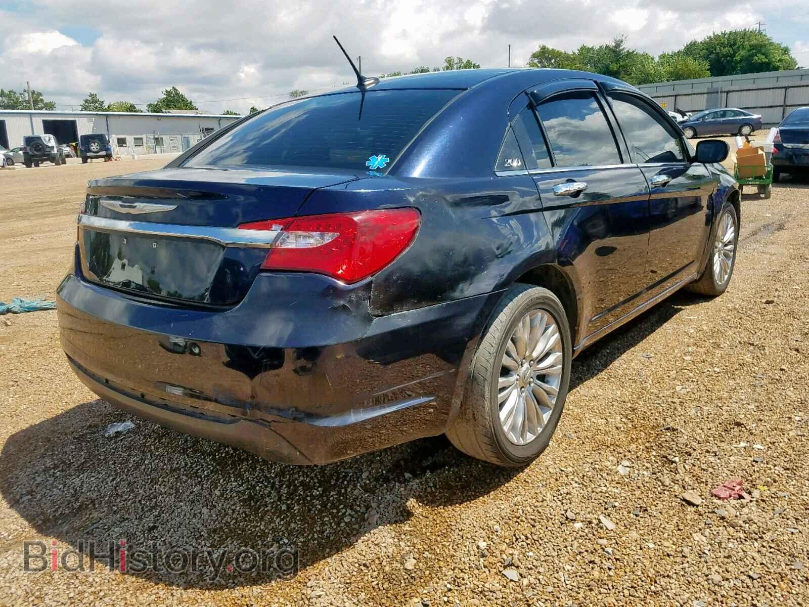 2011 CHRYSLER 200 - VIN: 1C3BC2FB2BN595464 - Фото 4