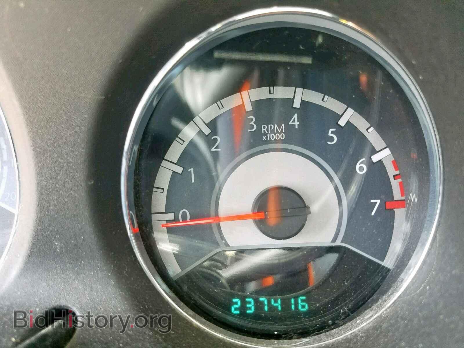 2011 CHRYSLER 200 - VIN: 1C3BC2FB2BN595464 - Фото 8