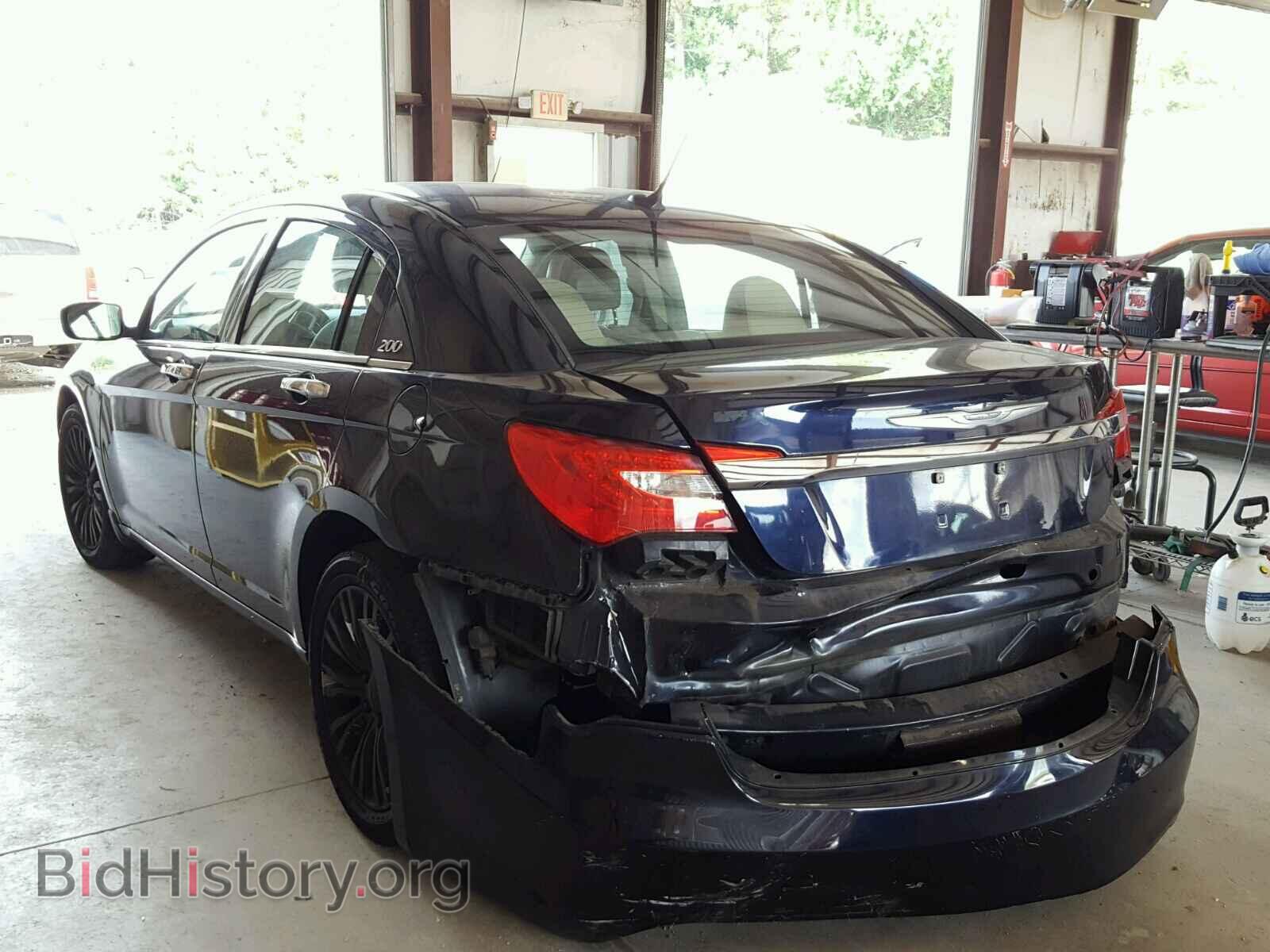 2011 CHRYSLER 200 - VIN: 1C3BC2FB2BN571990 - Photo 3
