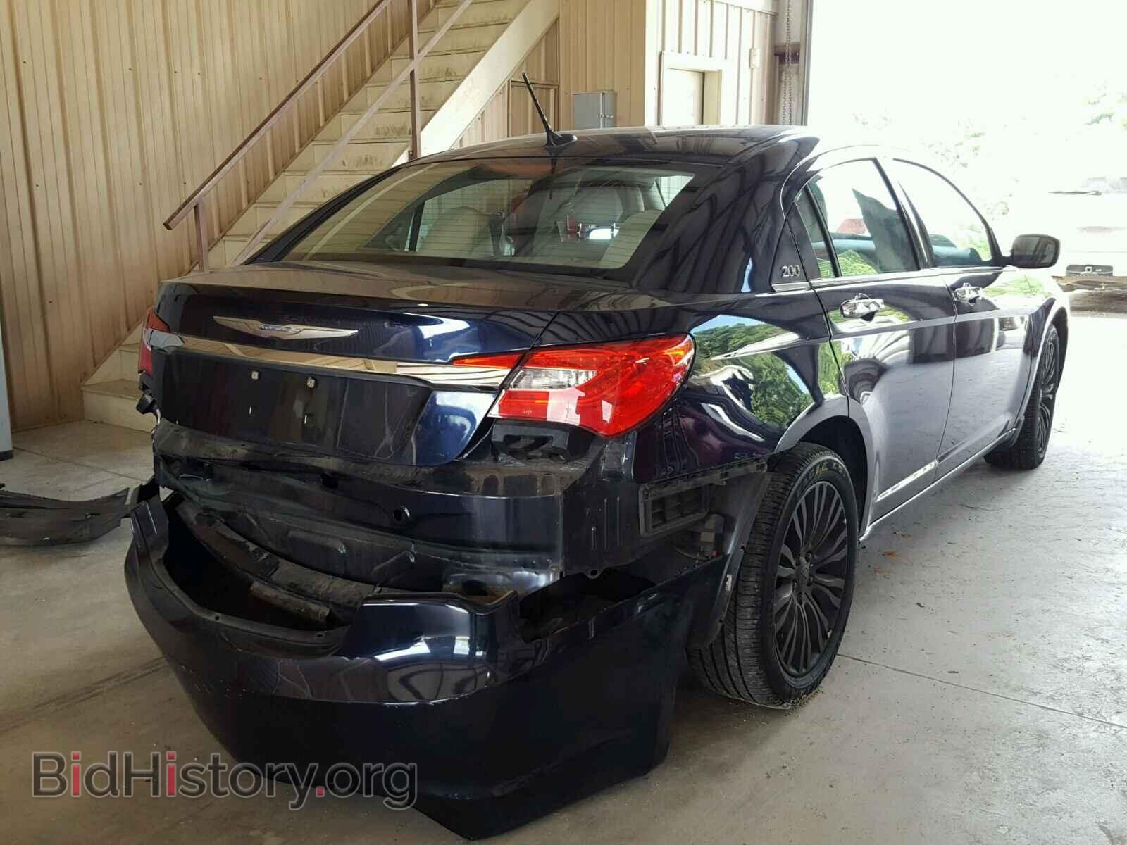 2011 CHRYSLER 200 - VIN: 1C3BC2FB2BN571990 - Photo 4